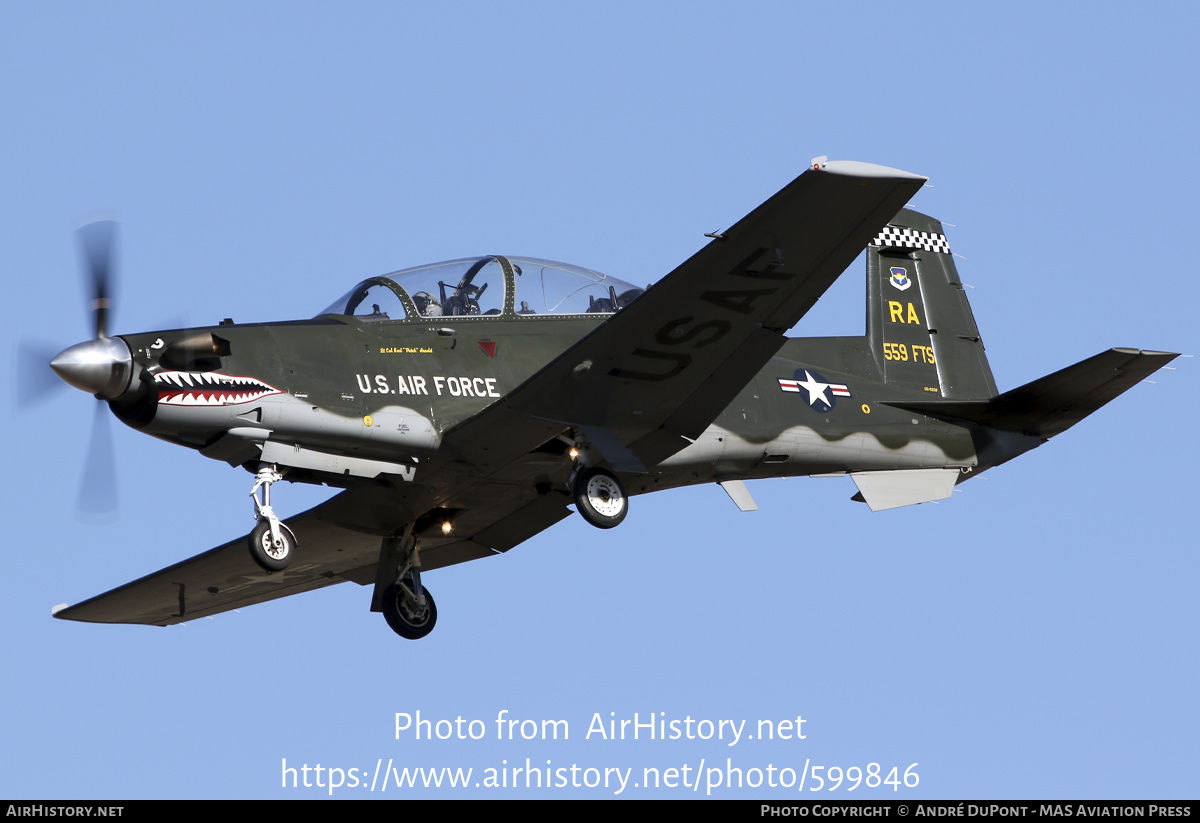 Aircraft Photo of 05-6208 | Raytheon T-6A Texan II | USA - Air Force | AirHistory.net #599846