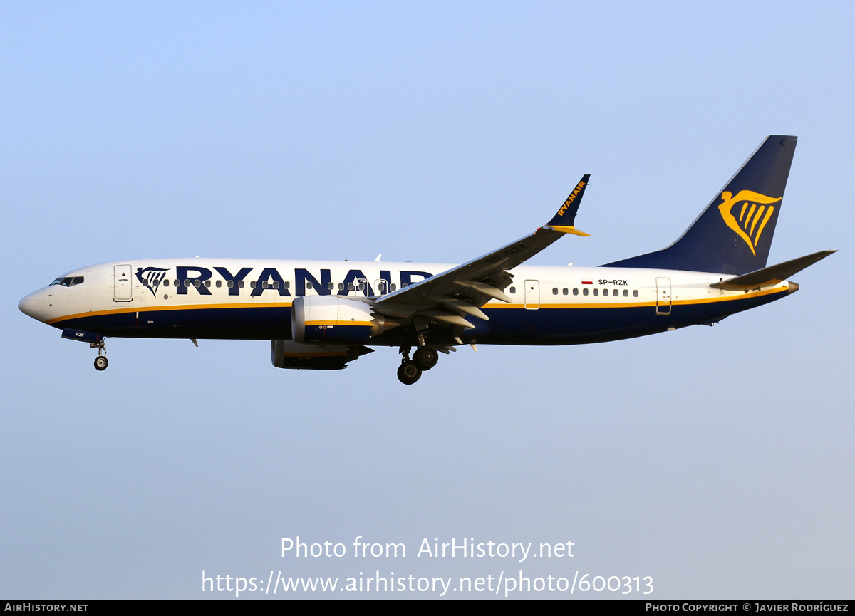 Aircraft Photo of SP-RZK | Boeing 737-8200 Max 200 | Ryanair | AirHistory.net #600313