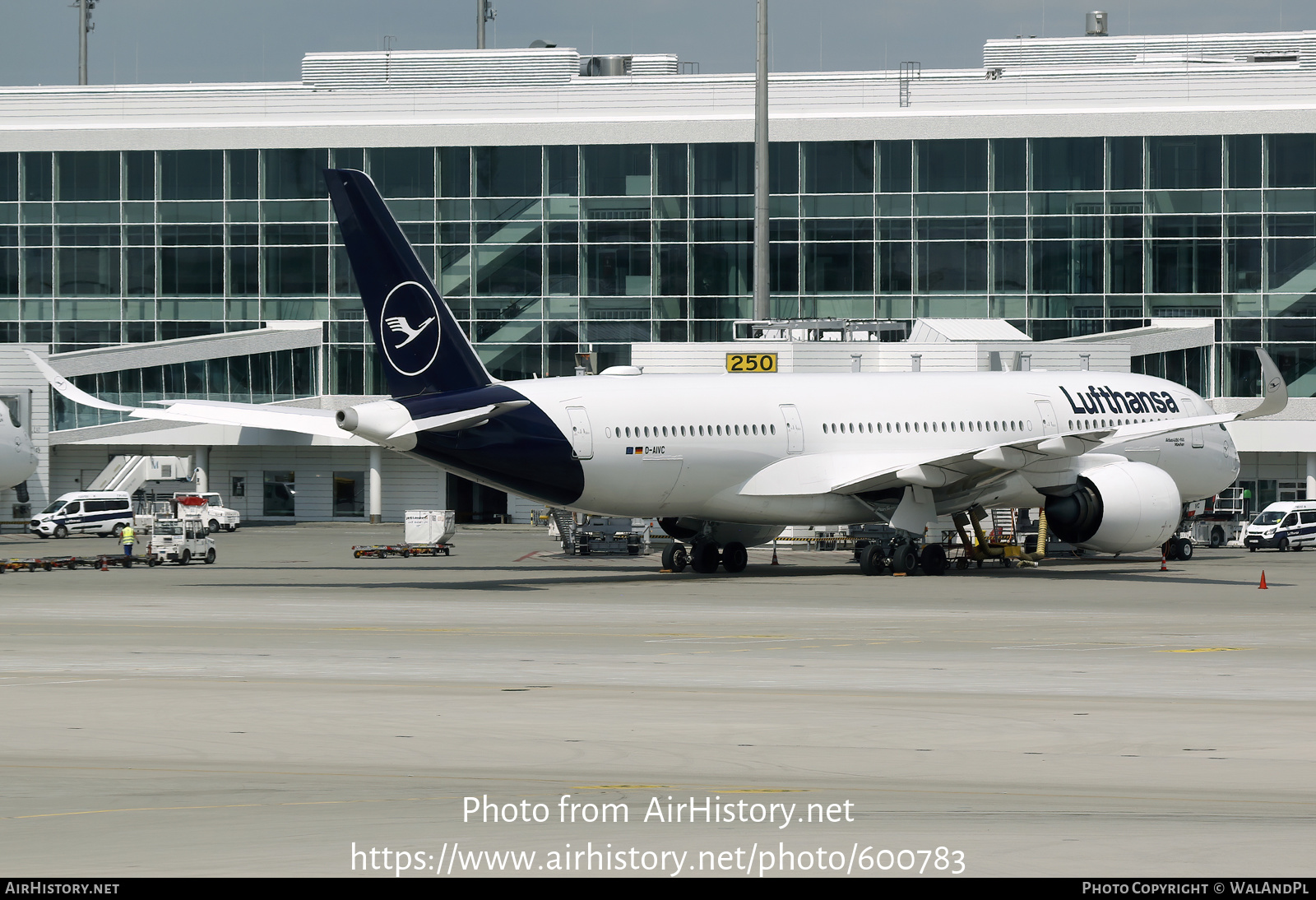 Aircraft Photo of D-AIVC | Airbus A350-941 | Lufthansa | AirHistory.net #600783