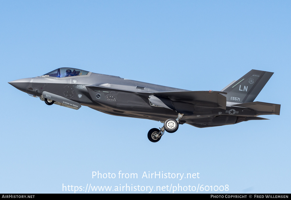 Aircraft Photo of 20-5571 / AF20-5571 | Lockheed Martin F-35A Lightning II | USA - Air Force | AirHistory.net #601008