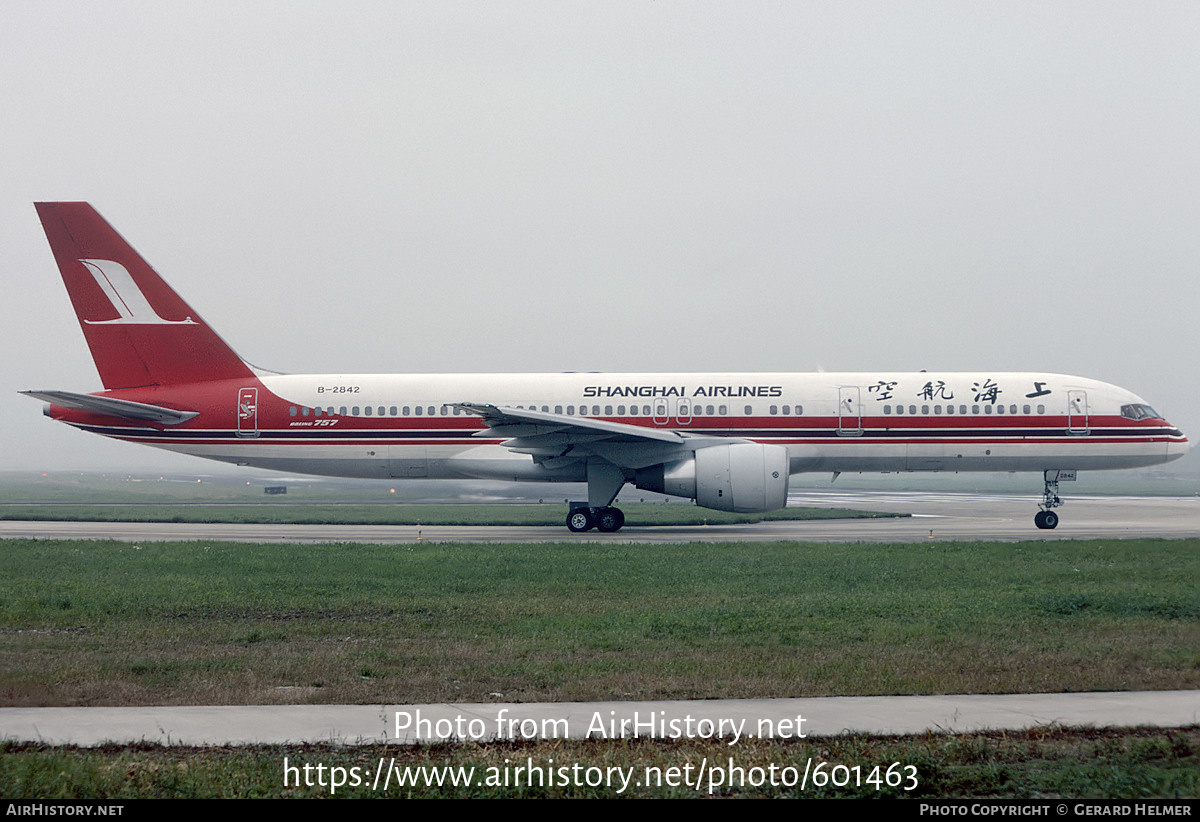 Aircraft Photo of B-2842 | Boeing 757-26D | Shanghai Airlines | AirHistory.net #601463