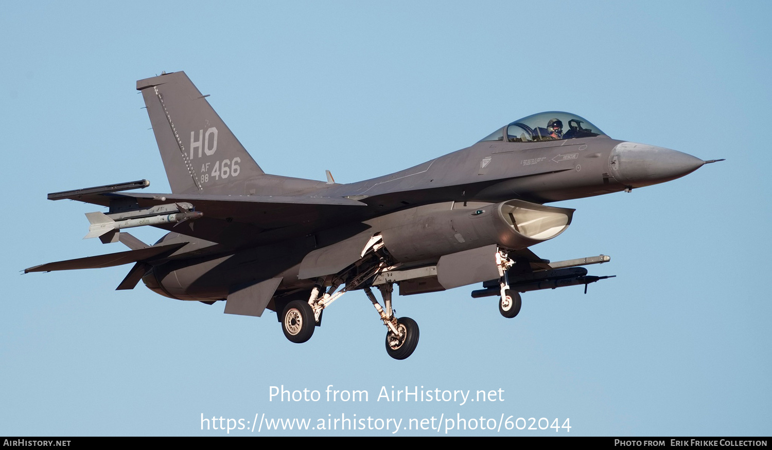 Aircraft Photo of 88-0466 / AF 88-0466 | General Dynamics F-16CM Fighting Falcon | USA - Air Force | AirHistory.net #602044