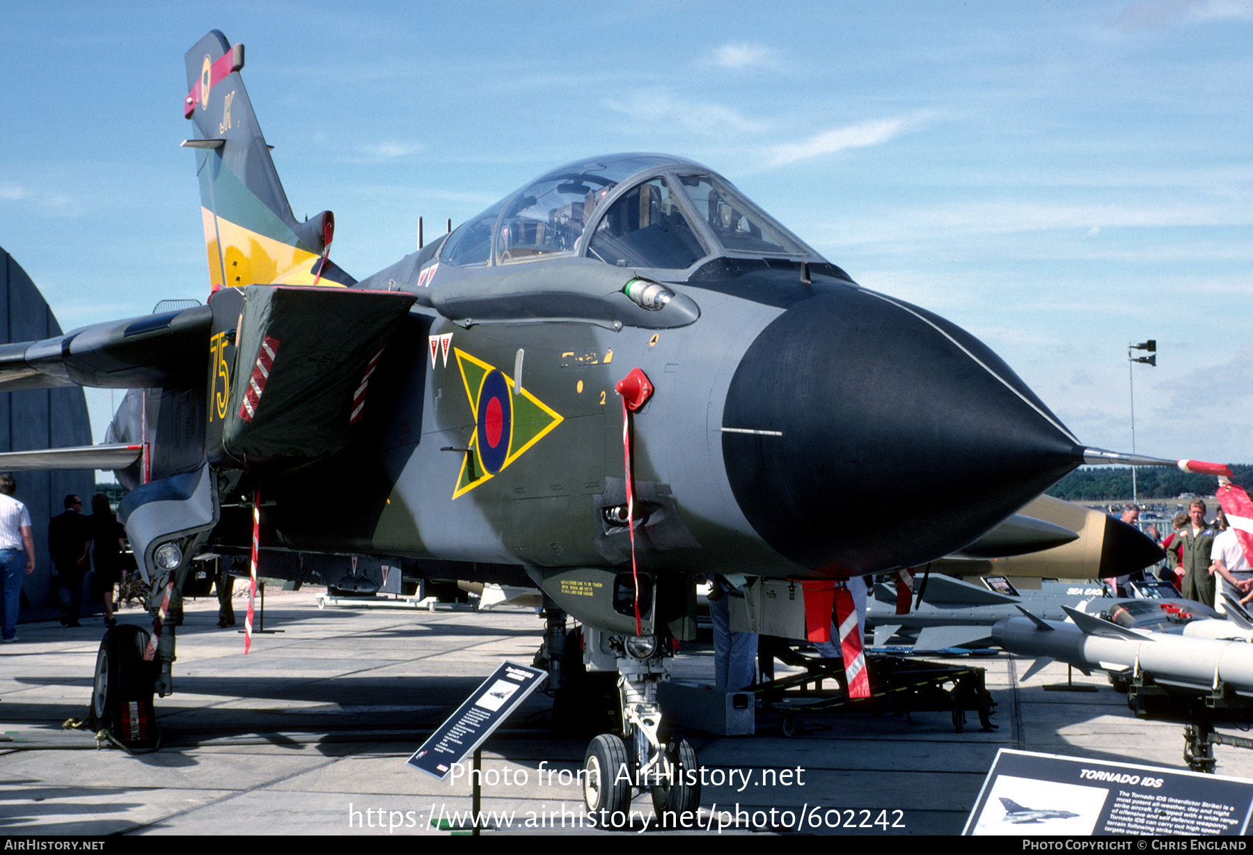 Aircraft Photo of ZA564 | Panavia Tornado GR1 | UK - Air Force | AirHistory.net #602242