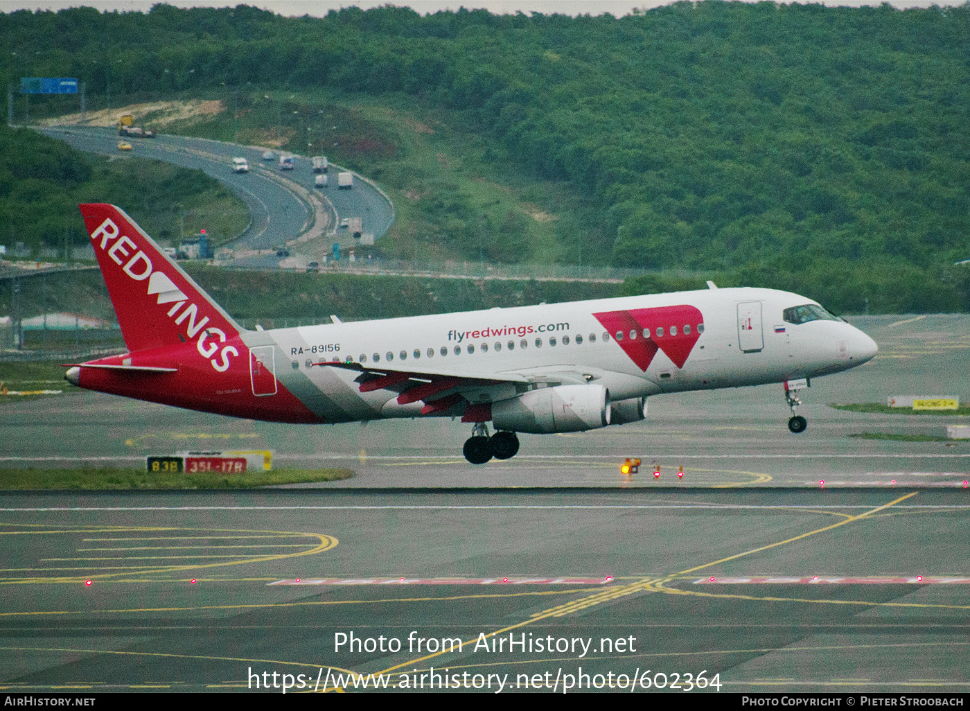 Aircraft Photo of RA-89156 | Sukhoi SSJ-100-95B-LR Superjet 100 (RRJ-95B) | Red Wings | AirHistory.net #602364