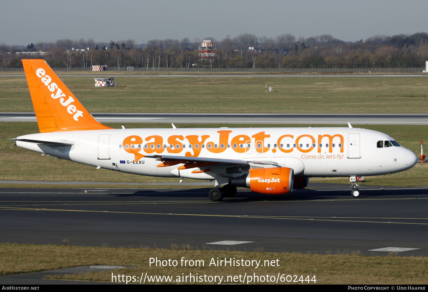 Aircraft Photo of G-EZAU | Airbus A319-111 | EasyJet | AirHistory.net #602444