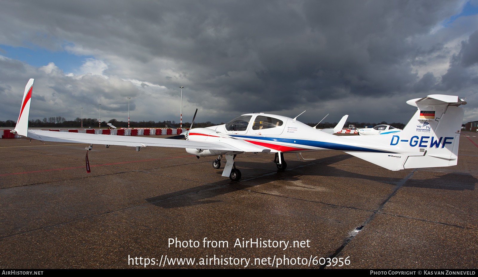 Aircraft Photo of D-GEWF | Diamond DA42 Twin Star | WeFly | AirHistory.net #603956