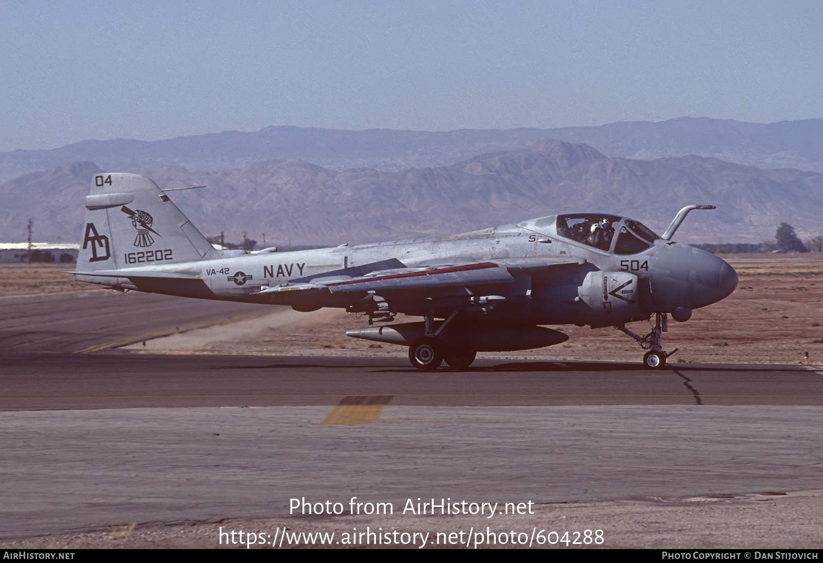 Aircraft Photo of 162202 | Grumman A-6E Intruder | USA - Navy | AirHistory.net #604288