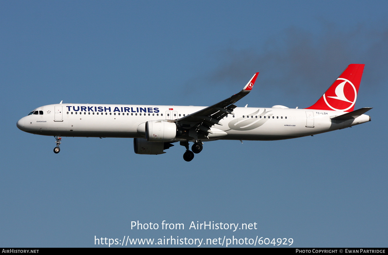 Aircraft Photo of TC-LSH | Airbus A321-271NX | Turkish Airlines | AirHistory.net #604929