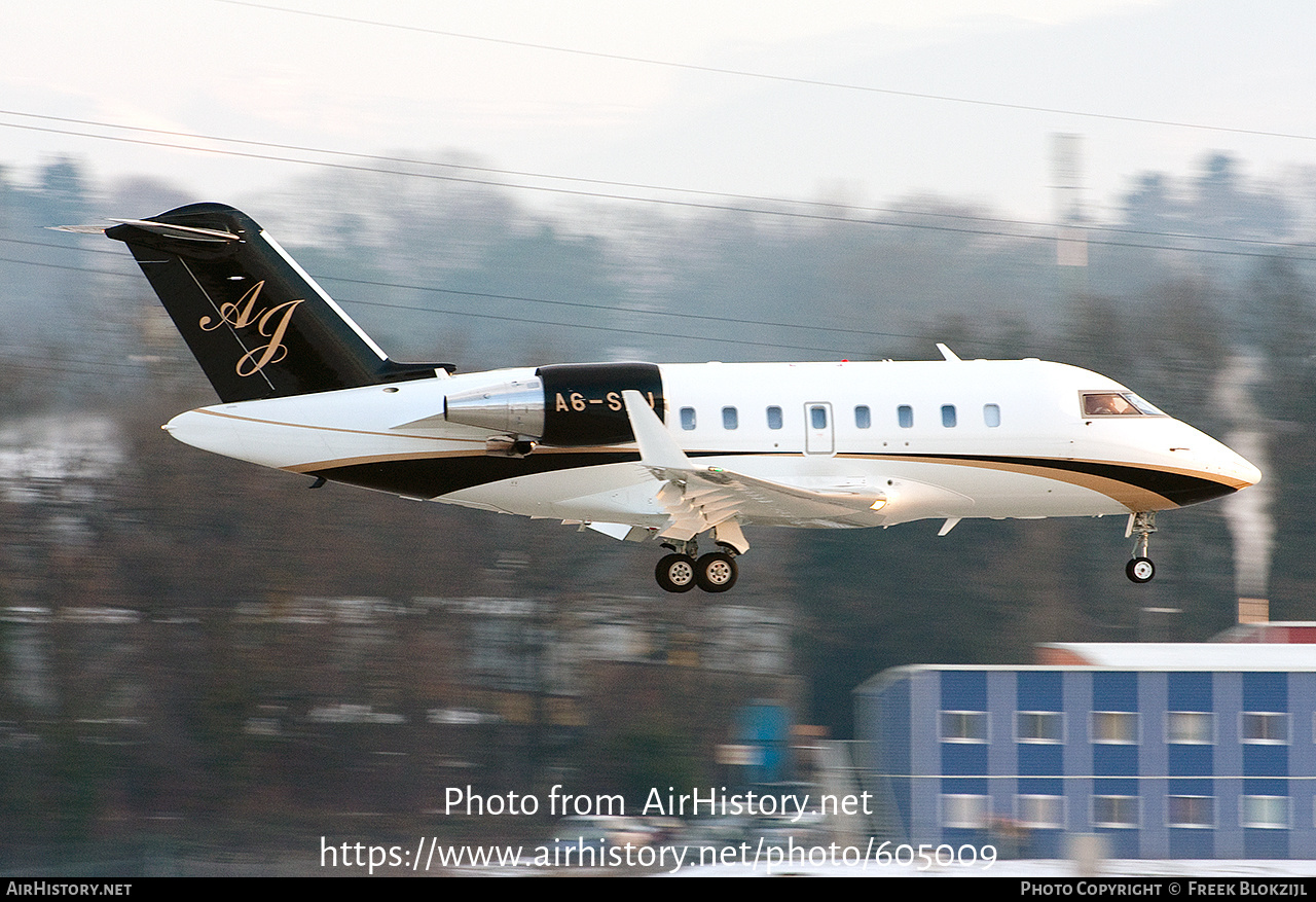 Aircraft Photo of A6-SAJ | Bombardier Challenger 605 (CL-600-2B16) | AirHistory.net #605009