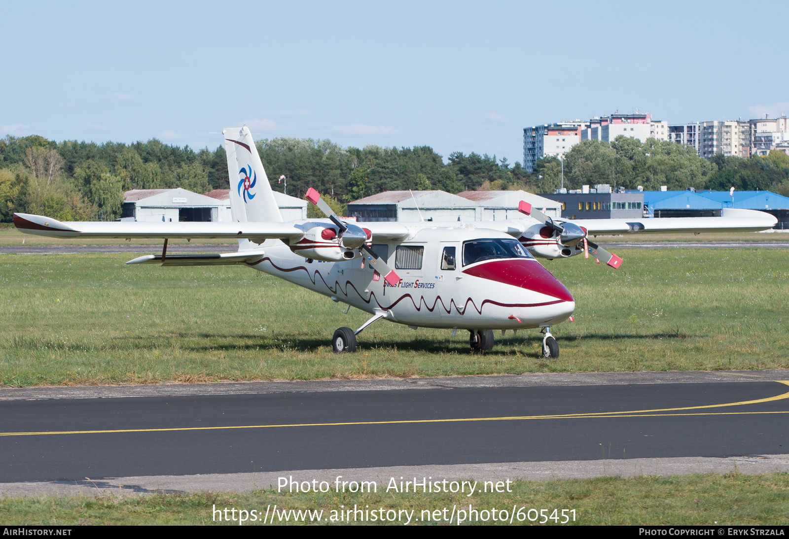 Aircraft Photo of HB-LUZ | Vulcanair P-68C Victor | Swiss Flight Services | AirHistory.net #605451