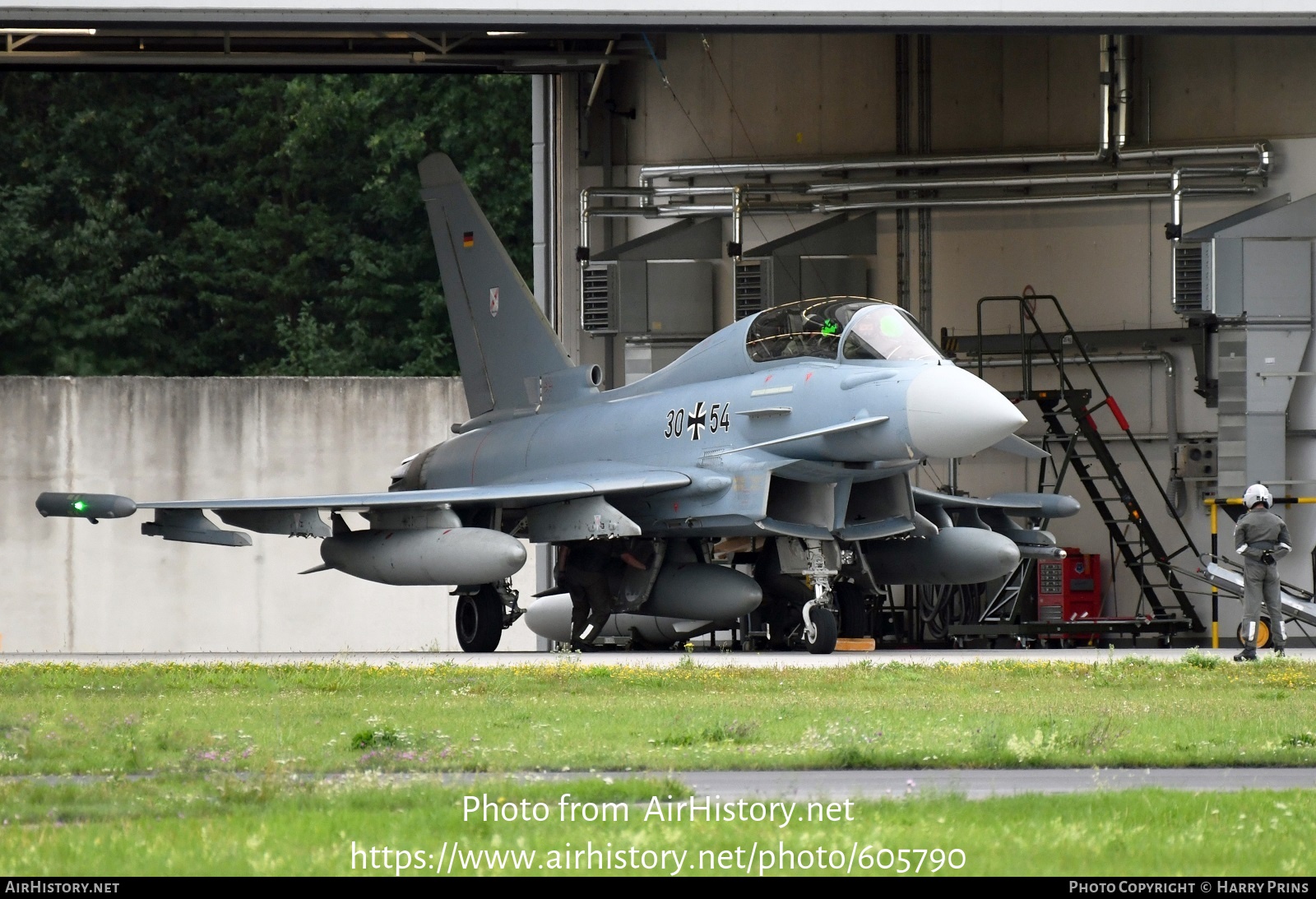 Aircraft Photo of 3054 | Eurofighter EF-2000 Typhoon T | Germany - Air Force | AirHistory.net #605790