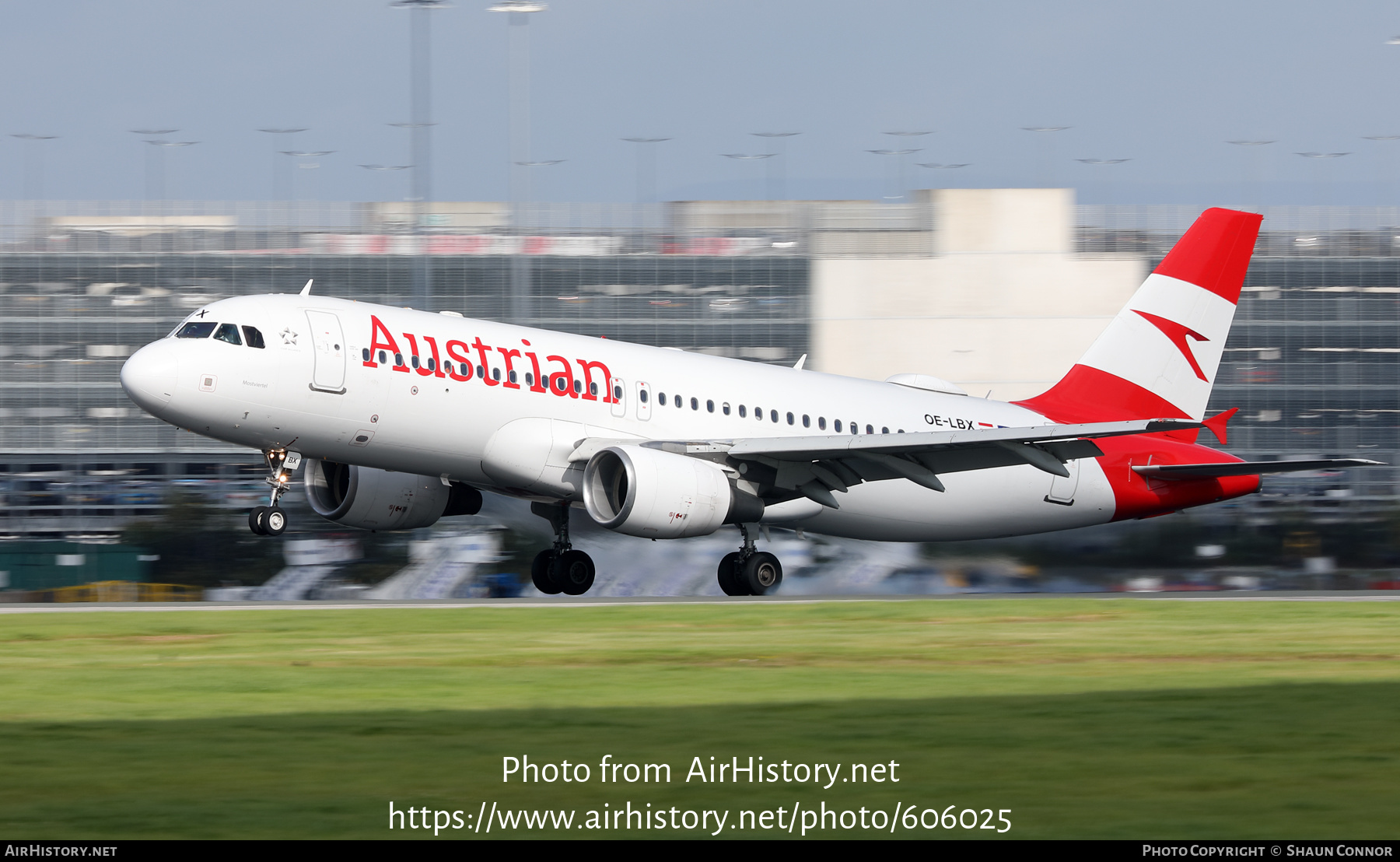 Aircraft Photo of OE-LBX | Airbus A320-214 | Austrian Airlines | AirHistory.net #606025