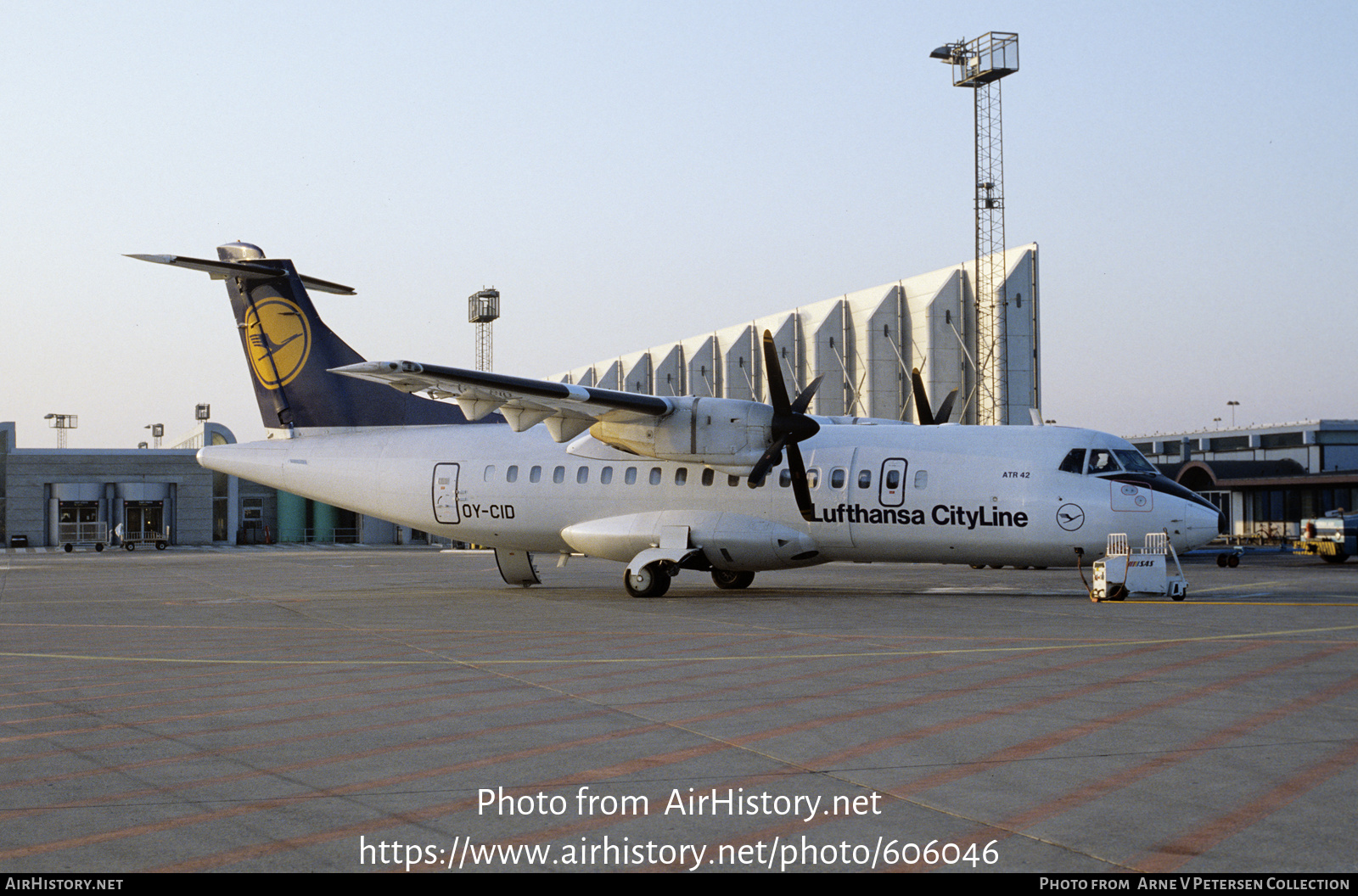 Aircraft Photo of OY-CID | ATR ATR-42-300 | Lufthansa CityLine | AirHistory.net #606046