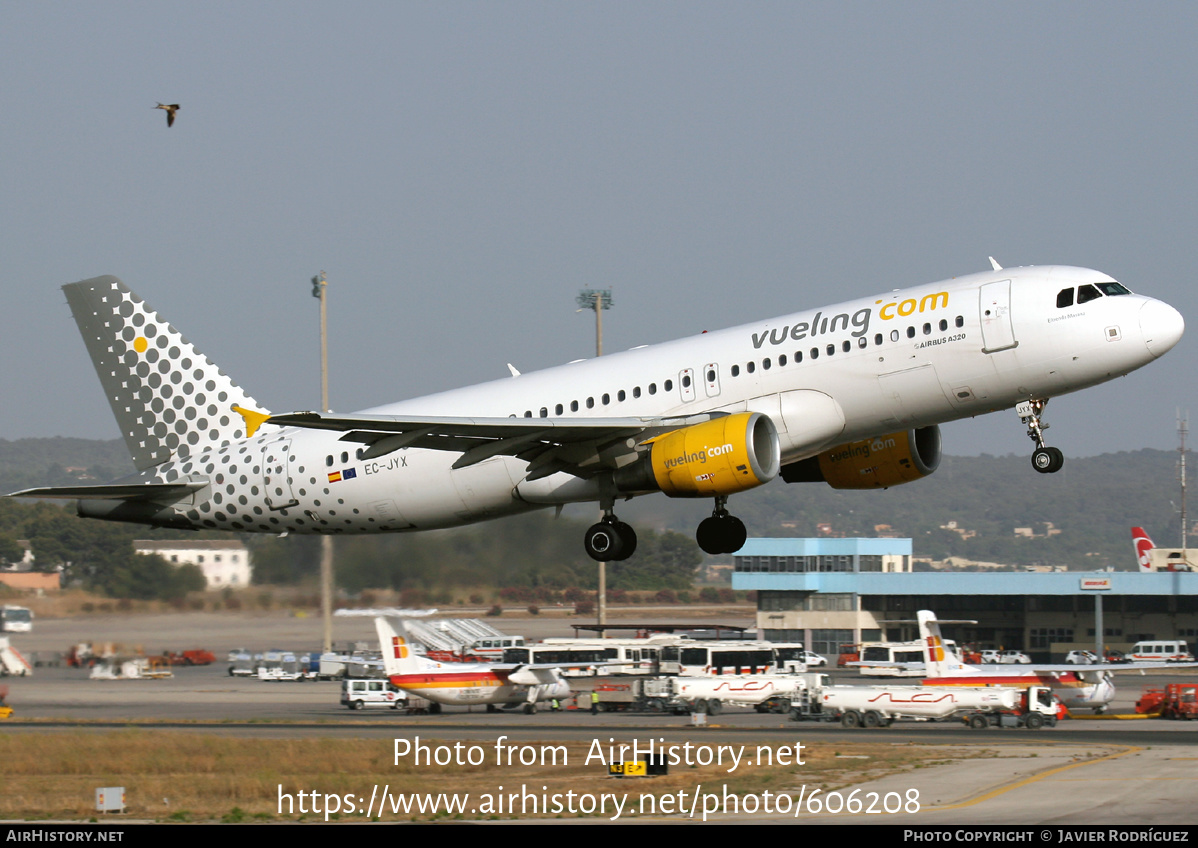 Aircraft Photo of EC-JYX | Airbus A320-214 | Vueling Airlines | AirHistory.net #606208