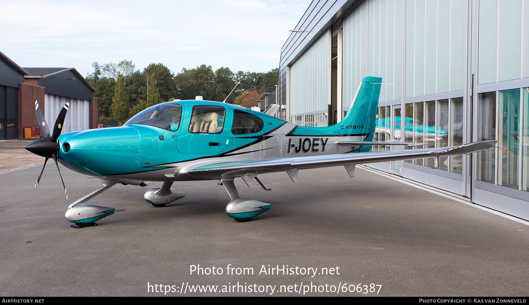 Aircraft Photo of I-JOEY | Cirrus SR-22T G6-GTS Carbon | AirHistory.net #606387