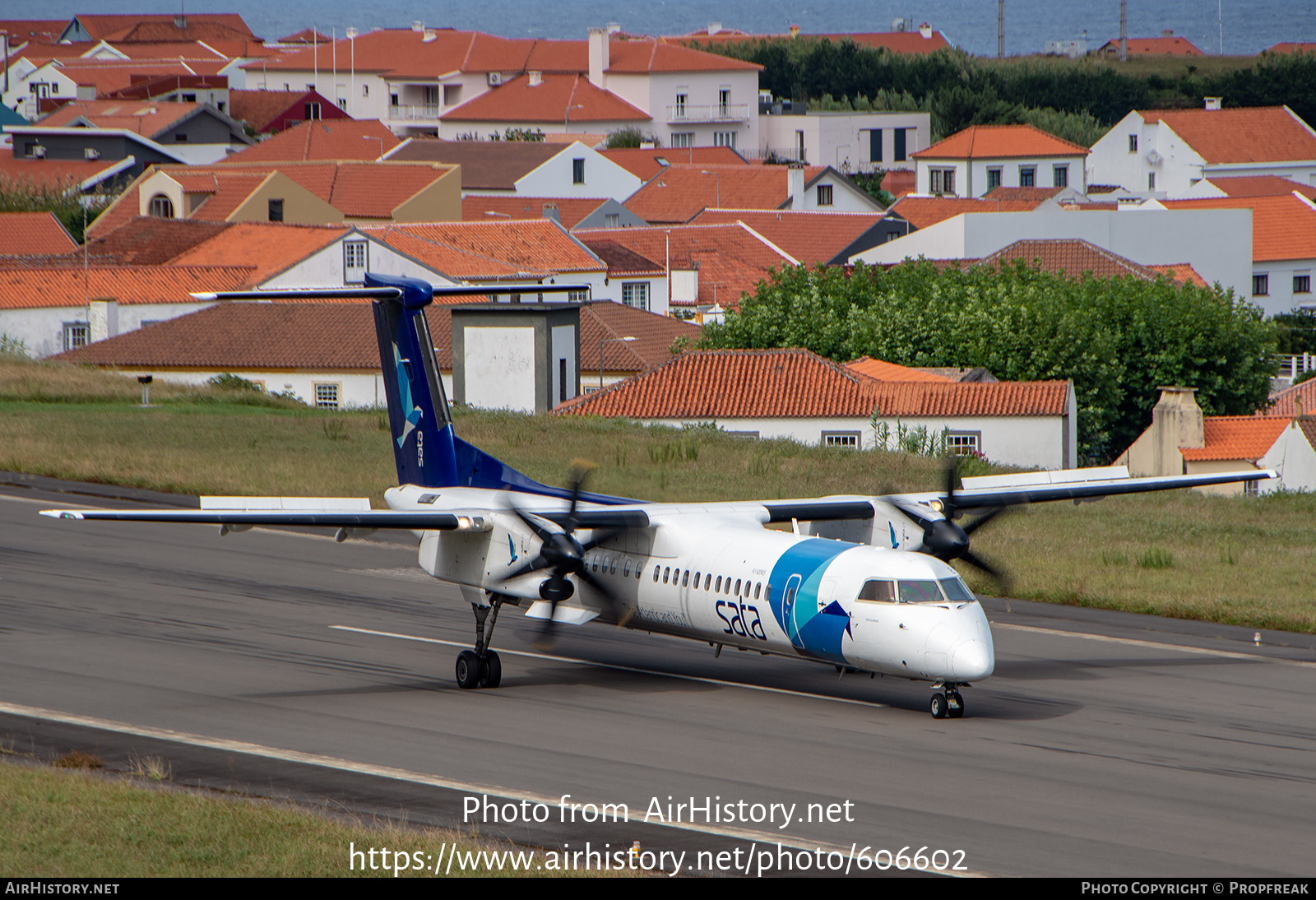 Aircraft Photo of CS-TRE | Bombardier DHC-8-402 Dash 8 | SATA Air Açores | AirHistory.net #606602