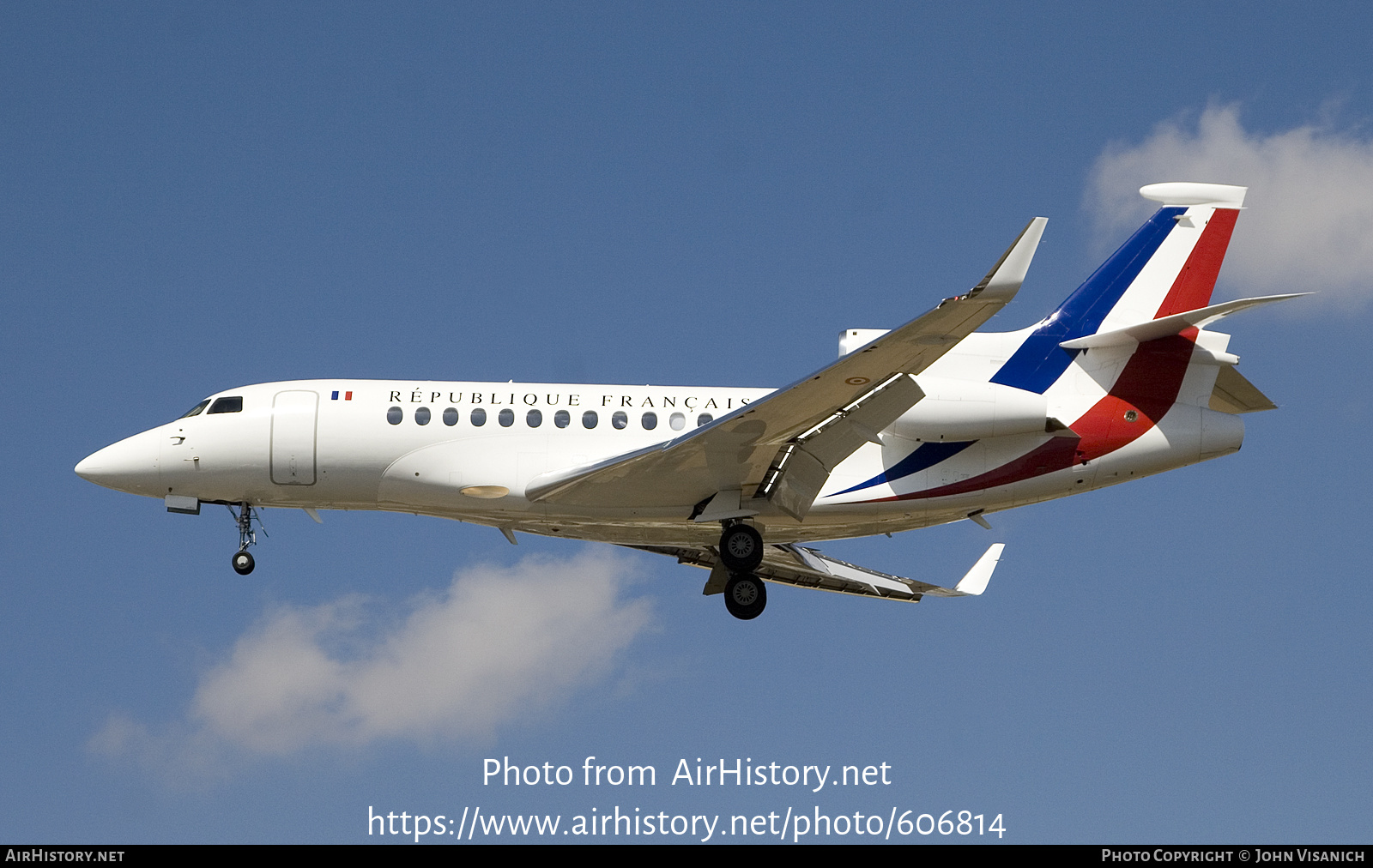 Aircraft Photo of 68 | Dassault Falcon 7X | France - Air Force | AirHistory.net #606814