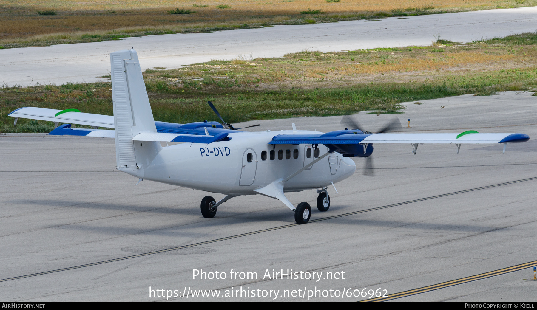 Aircraft Photo of PJ-DVD | De Havilland Canada DHC-6-300 Twin Otter | AirHistory.net #606962