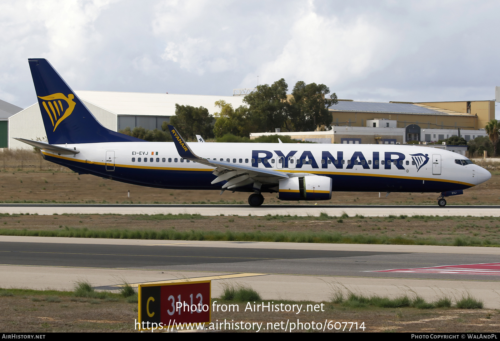 Aircraft Photo of EI-EVJ | Boeing 737-8AS | Ryanair | AirHistory.net #607714