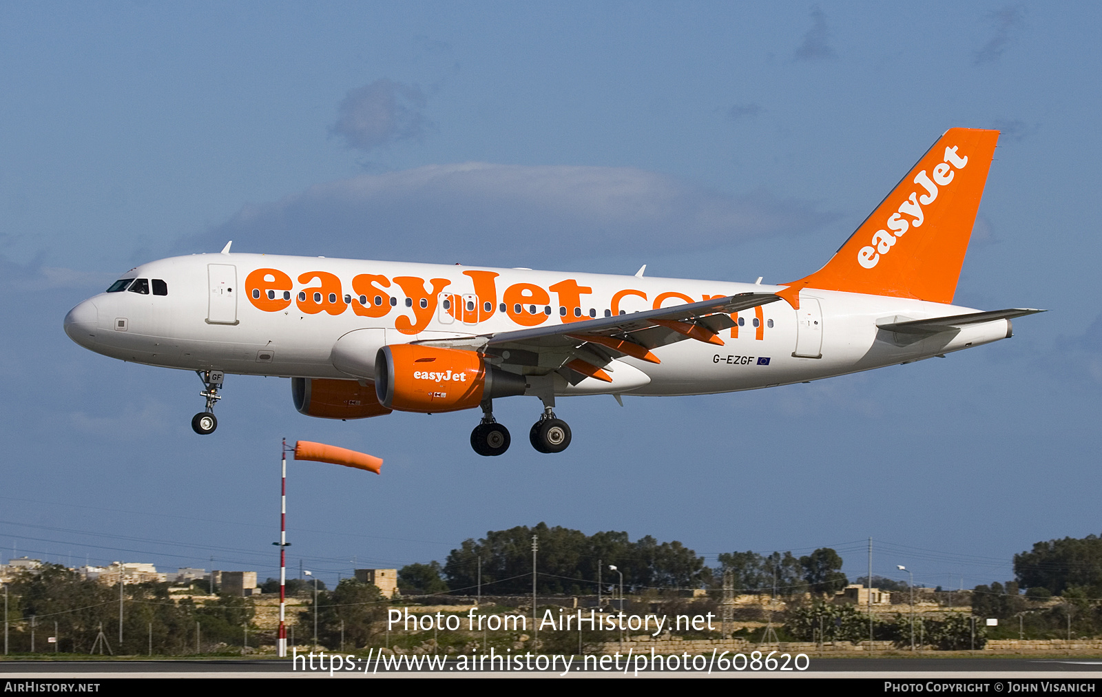 Aircraft Photo of G-EZGF | Airbus A319-111 | EasyJet | AirHistory.net #608620