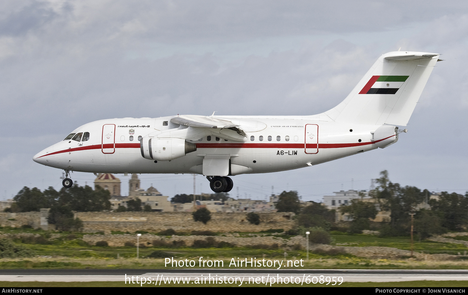 Aircraft Photo of A6-LIW | British Aerospace Avro 146-RJ70 | United Arab Emirates Government | AirHistory.net #608959