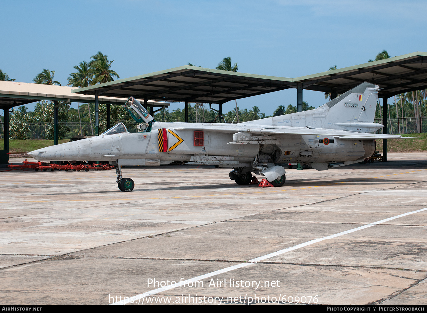 Aircraft Photo of SFS5304 | Mikoyan-Gurevich MiG-27M | Sri Lanka - Air Force | AirHistory.net #609076