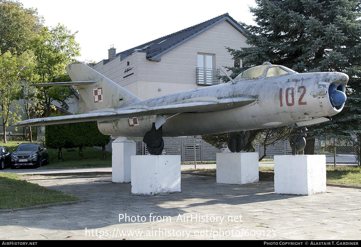 Aircraft Photo of 102 | PZL-Mielec Lim-6M | Poland - Air Force | AirHistory.net #609123