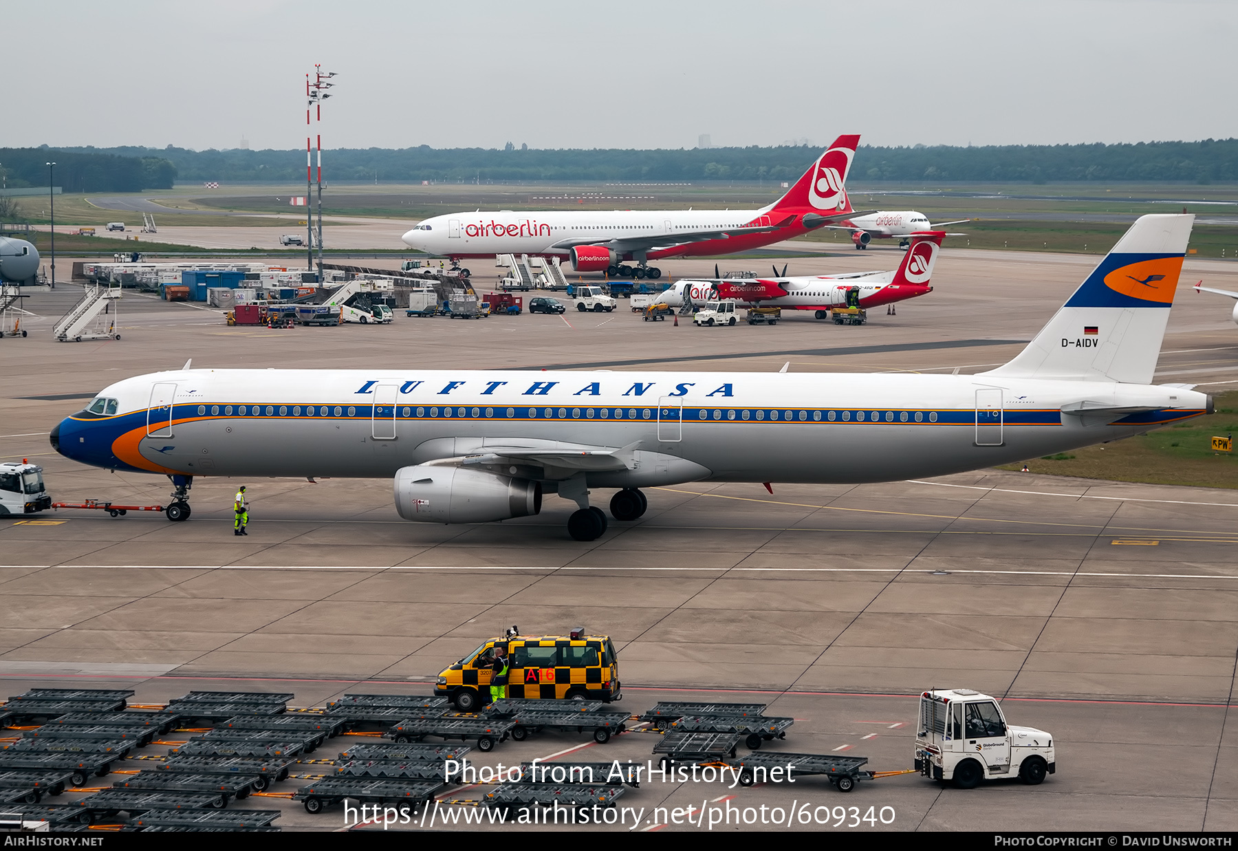 Aircraft Photo of D-AIDV | Airbus A321-231 | Lufthansa | AirHistory.net #609340