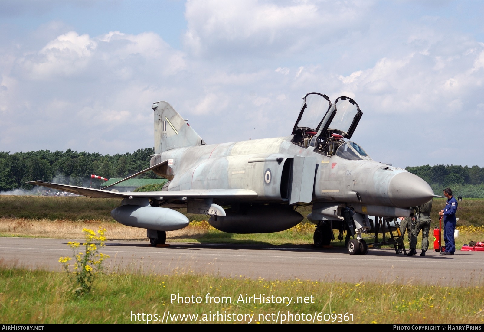 Aircraft Photo of 01525 | McDonnell Douglas F-4E AUP Phantom II | Greece - Air Force | AirHistory.net #609361