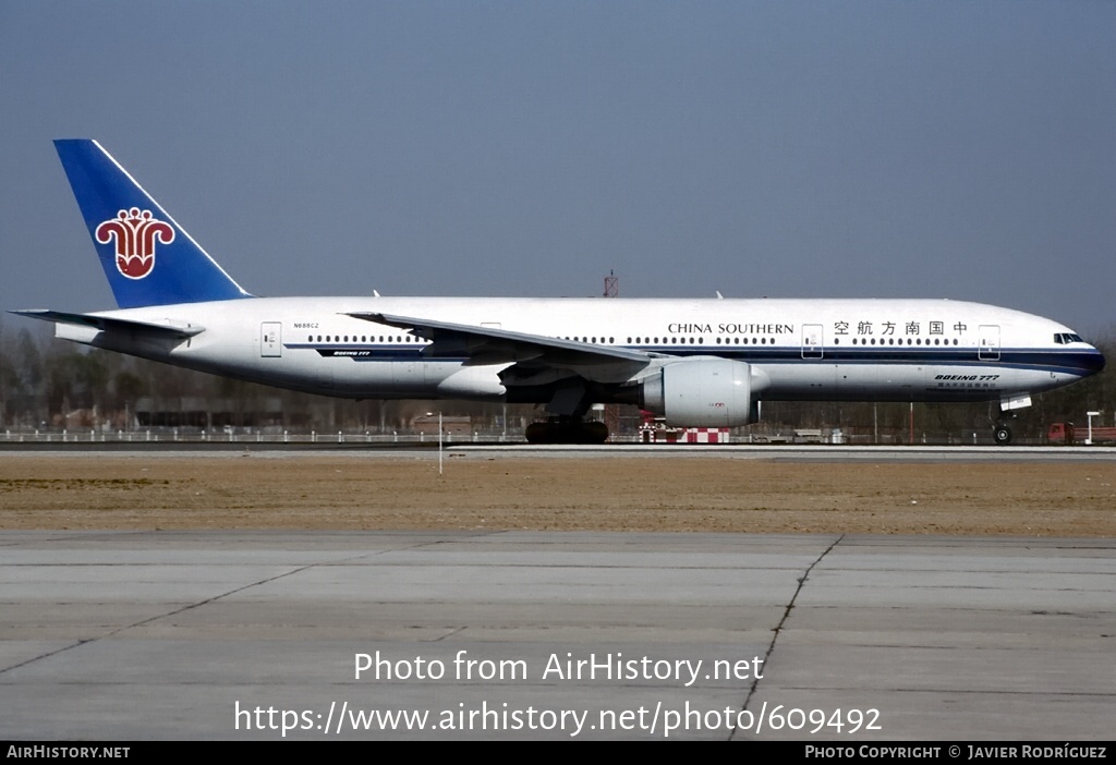 Aircraft Photo of N688CZ | Boeing 777-21B/ER | China Southern Airlines | AirHistory.net #609492