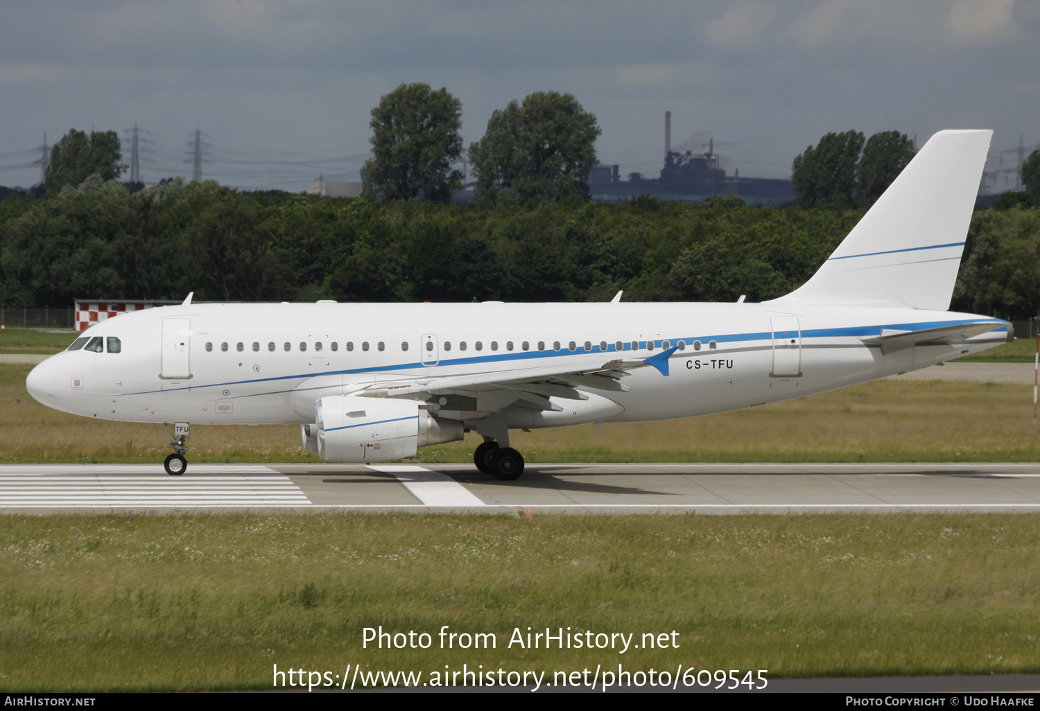 Aircraft Photo of CS-TFU | Airbus A319-115LR | AirHistory.net #609545