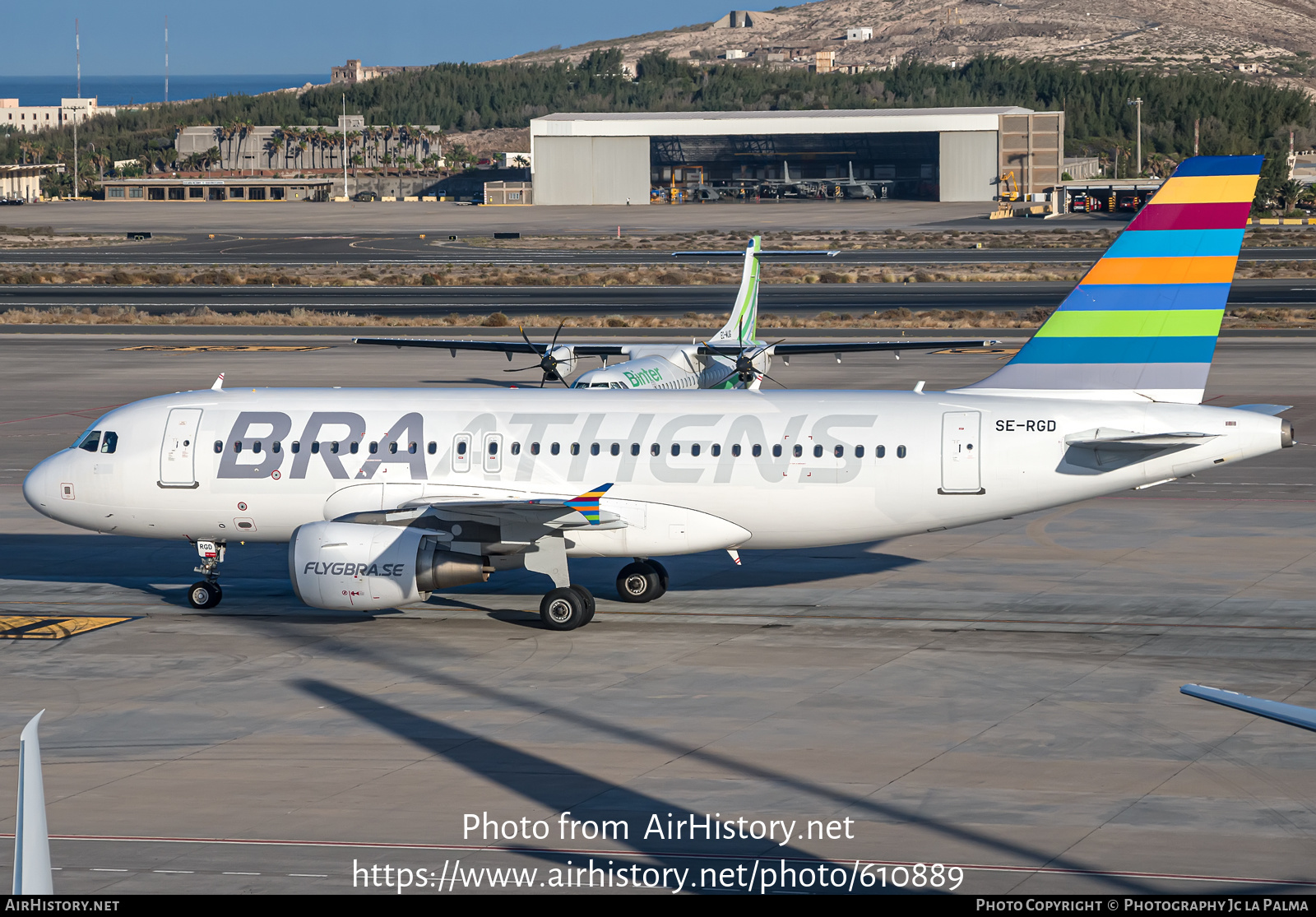 Aircraft Photo of SE-RGD, Airbus A319-112