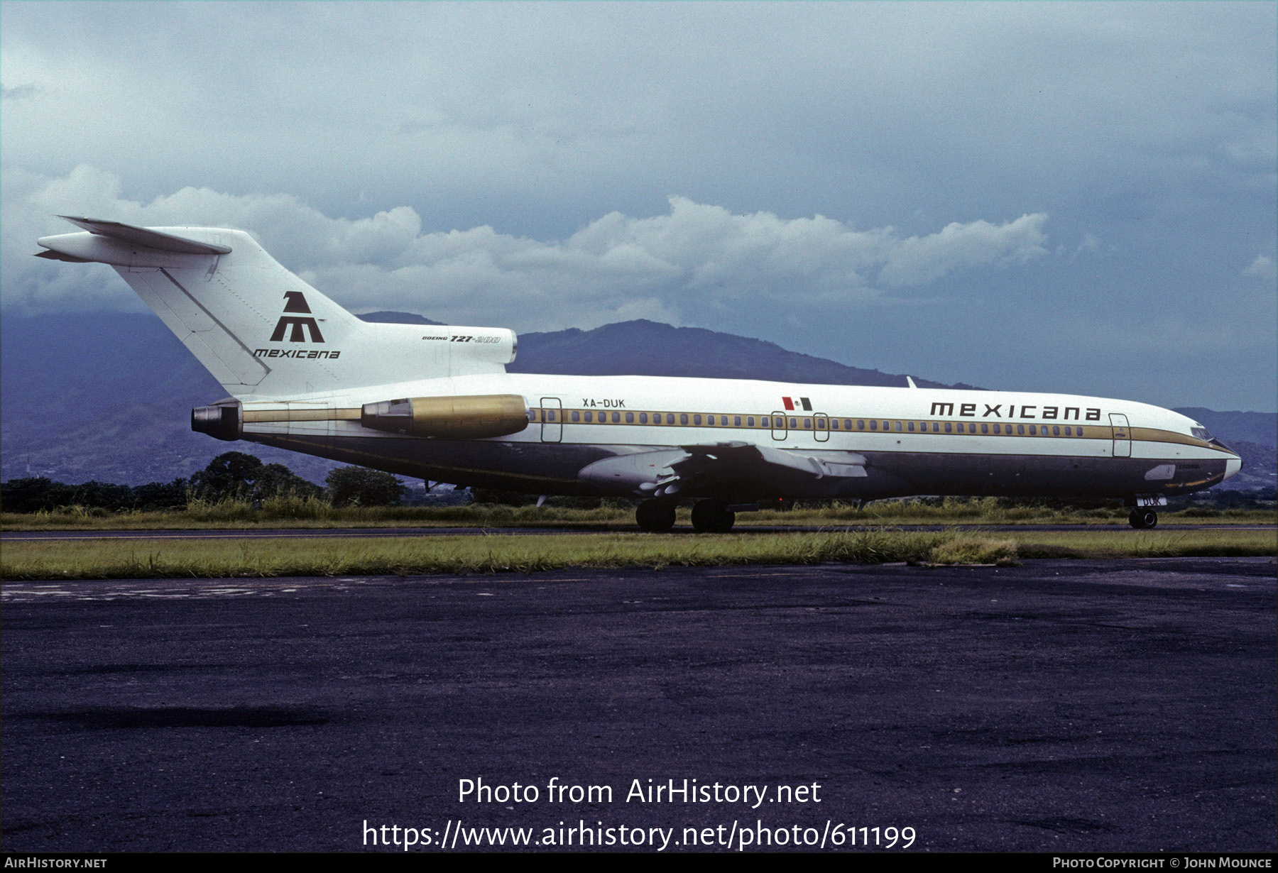 Aircraft Photo of XA-DUK | Boeing 727-264/Adv | Mexicana | AirHistory.net #611199