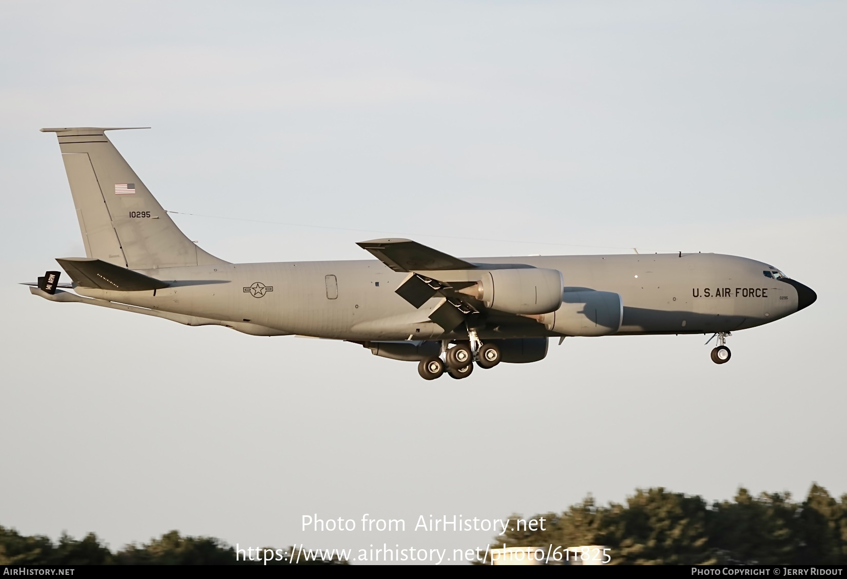 Aircraft Photo of 61-0295 / 10295 | Boeing KC-135R Stratotanker | USA - Air Force | AirHistory.net #611825