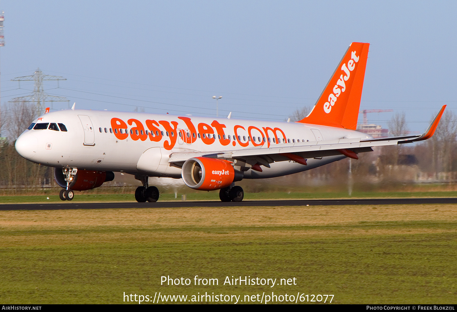 Aircraft Photo of G-EZWK | Airbus A320-214 | EasyJet | AirHistory.net #612077