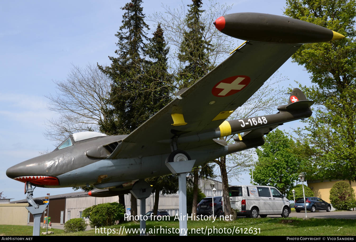 Aircraft Photo of J-1648 | De Havilland D.H. 112 Venom FB50 | Switzerland - Air Force | AirHistory.net #612631