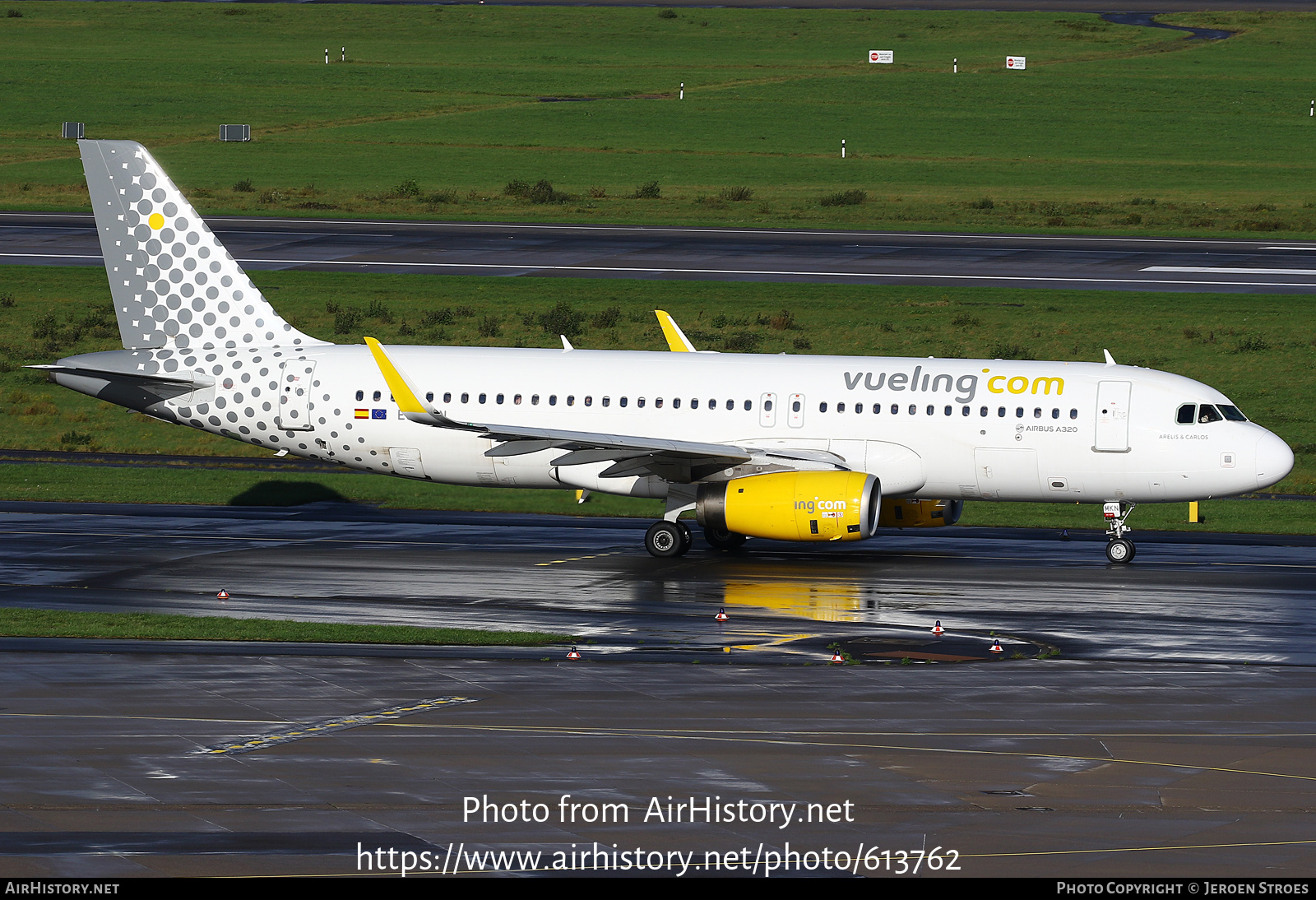 Aircraft Photo of EC-MKN | Airbus A320-232 | Vueling Airlines | AirHistory.net #613762