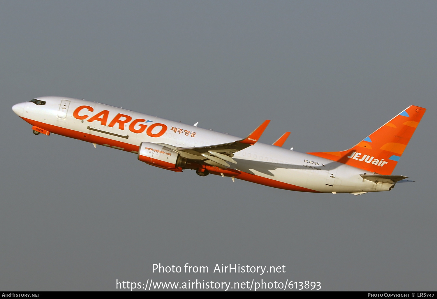 Aircraft Photo of HL8295 | Boeing 737-8Q8(BCF) | Jeju Air Cargo | AirHistory.net #613893