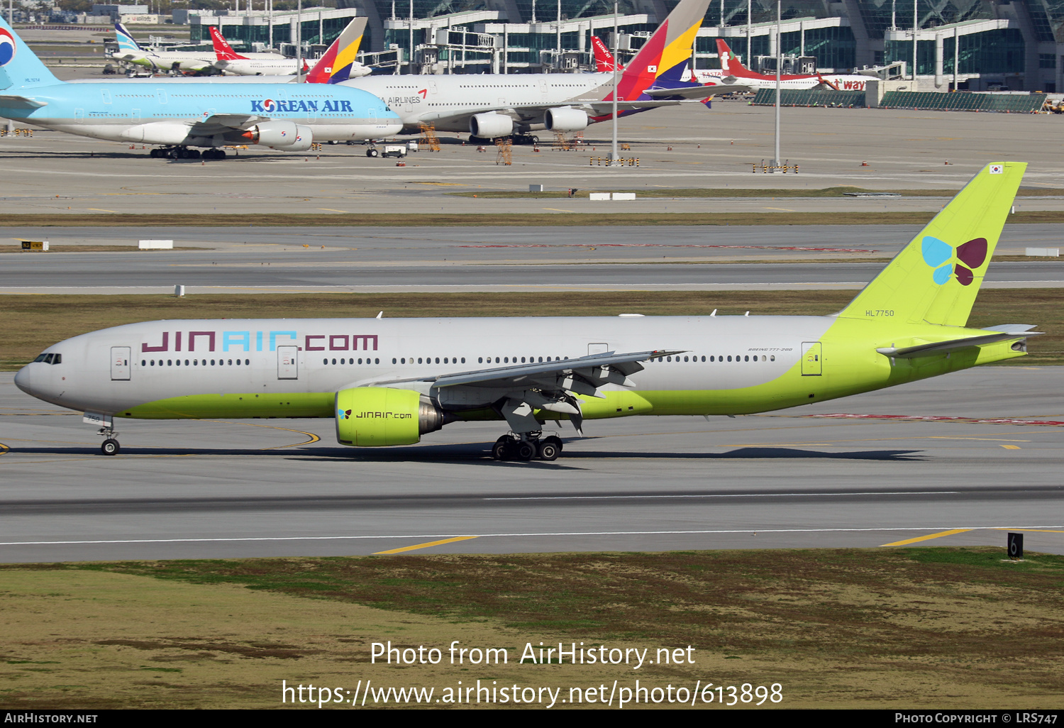 Aircraft Photo of HL7750 | Boeing 777-2B5/ER | Jin Air | AirHistory.net #613898