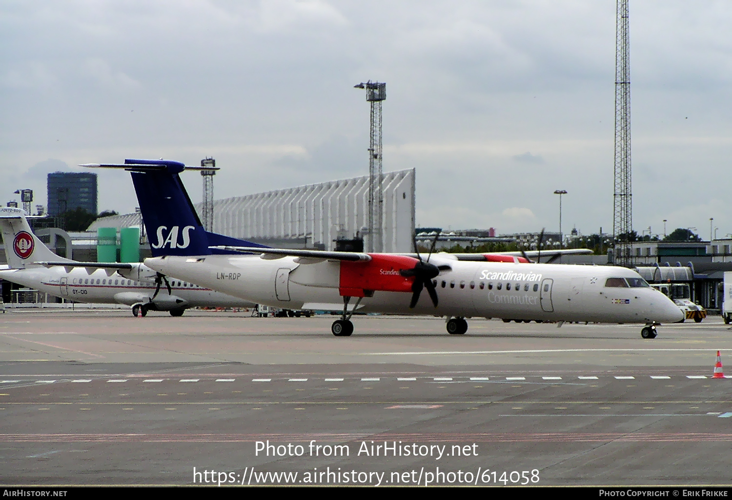 Aircraft Photo of LN-RDP | Bombardier DHC-8-402 Dash 8 | Scandinavian Commuter - SAS | AirHistory.net #614058