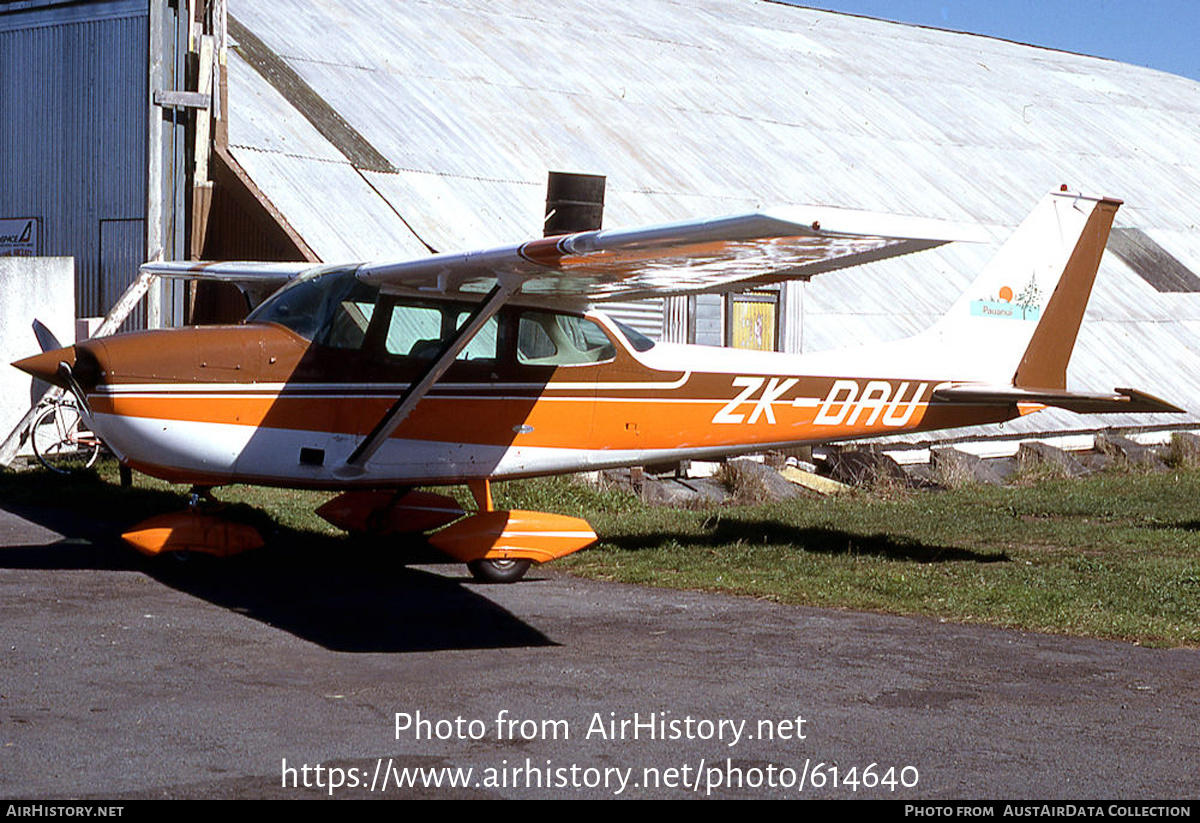 Aircraft Photo of ZK-DAU | Cessna 172K Skyhawk | Pauanui Ocean Beach Resorts | AirHistory.net #614640