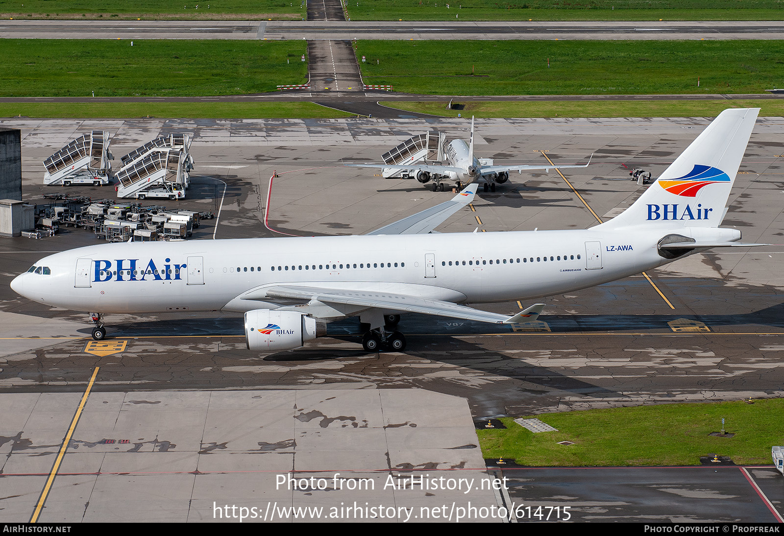 Aircraft Photo of LZ-AWA | Airbus A330-223 | Balkan Holidays Air - BH Air | AirHistory.net #614715