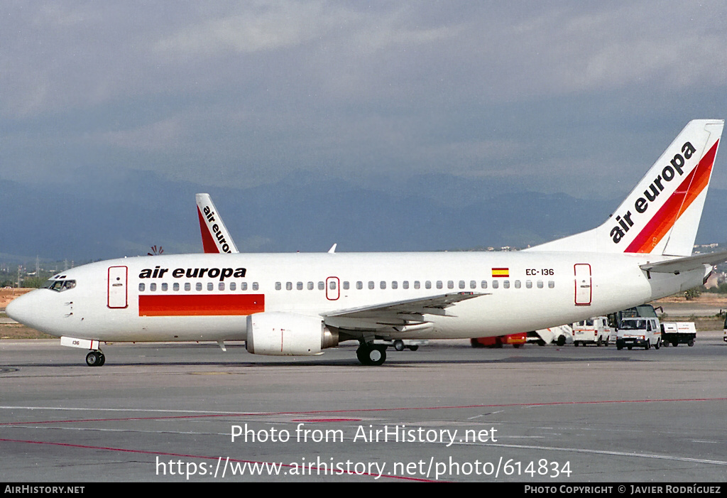 Aircraft Photo of EC-136 | Boeing 737-375 | Air Europa | AirHistory.net #614834