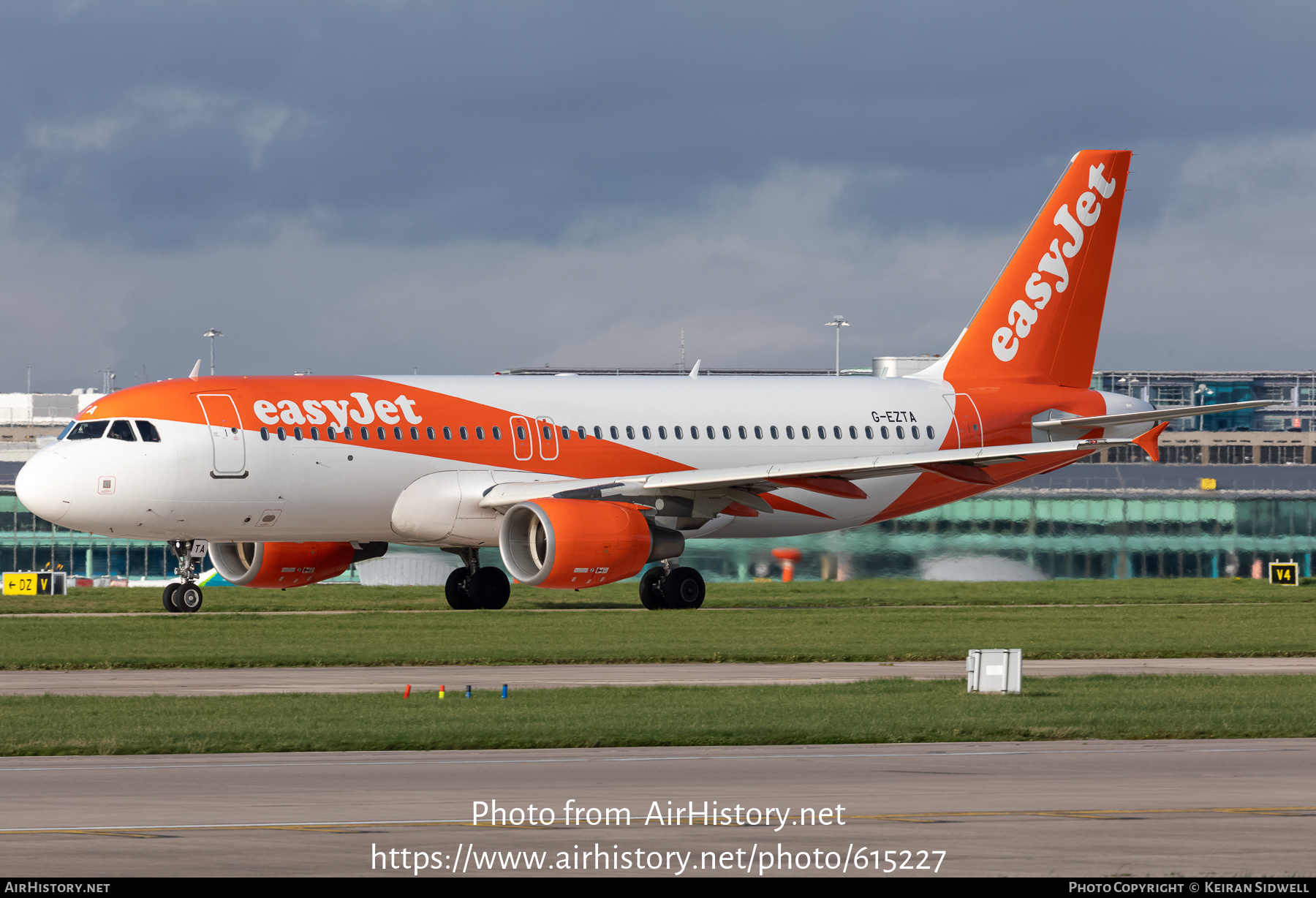 Aircraft Photo of G-EZTA | Airbus A320-214 | EasyJet | AirHistory.net #615227