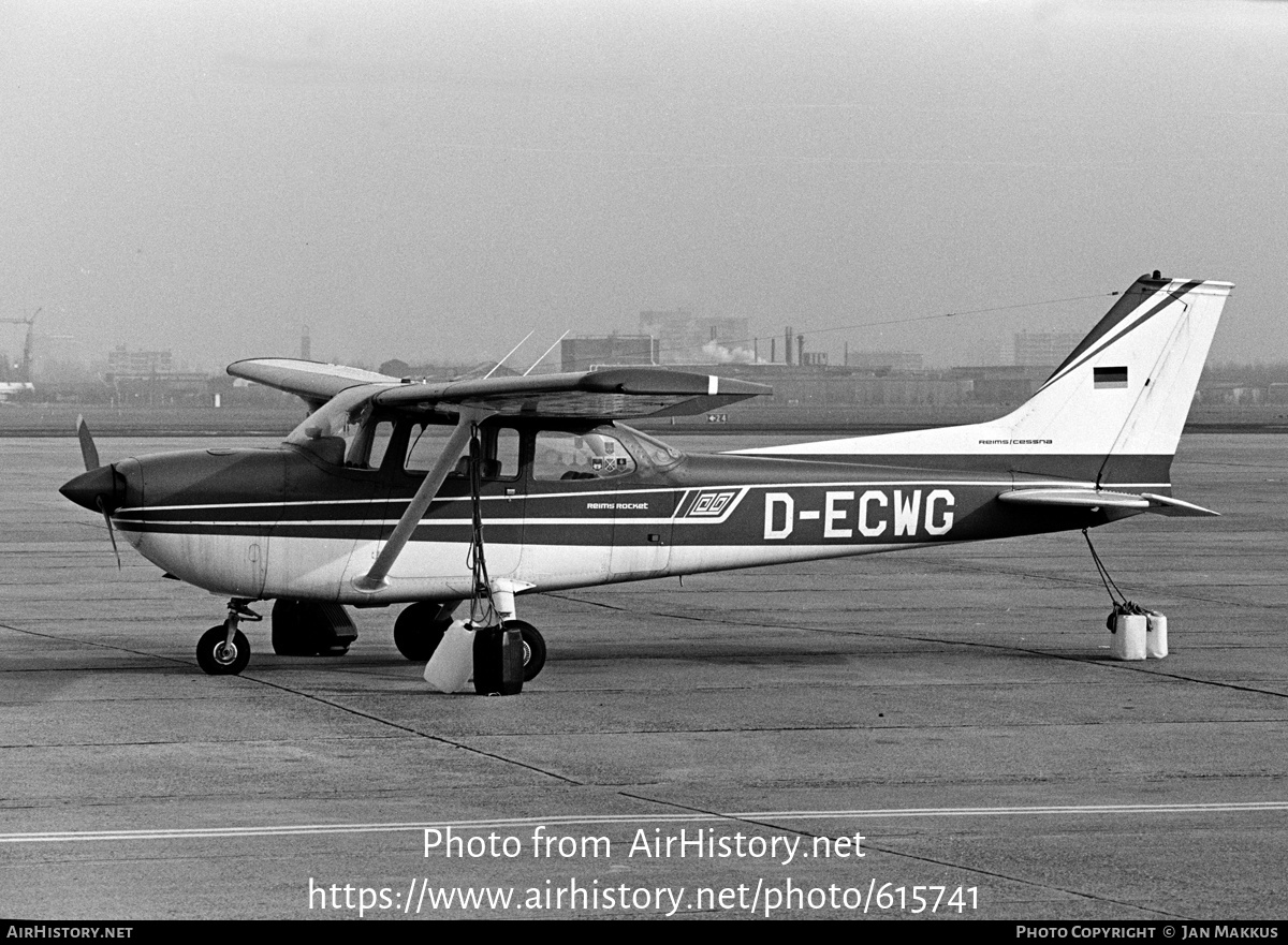 Aircraft Photo of D-ECWG | Reims FR172J Reims Rocket | AirHistory.net #615741