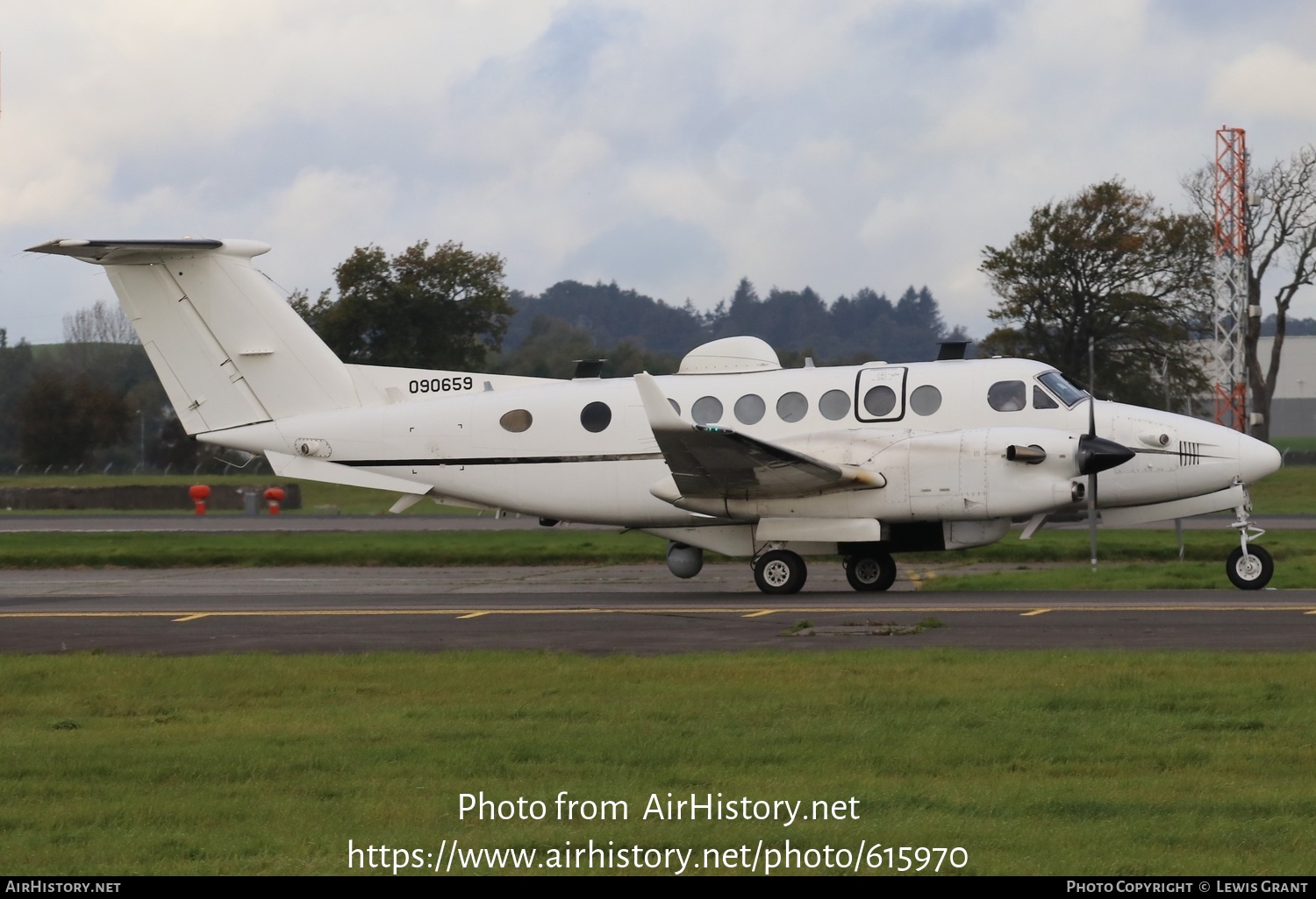 Aircraft Photo of 09-0659 / 090659 | Hawker Beechcraft MC-12W Liberty (350ER) | USA - Air Force | AirHistory.net #615970