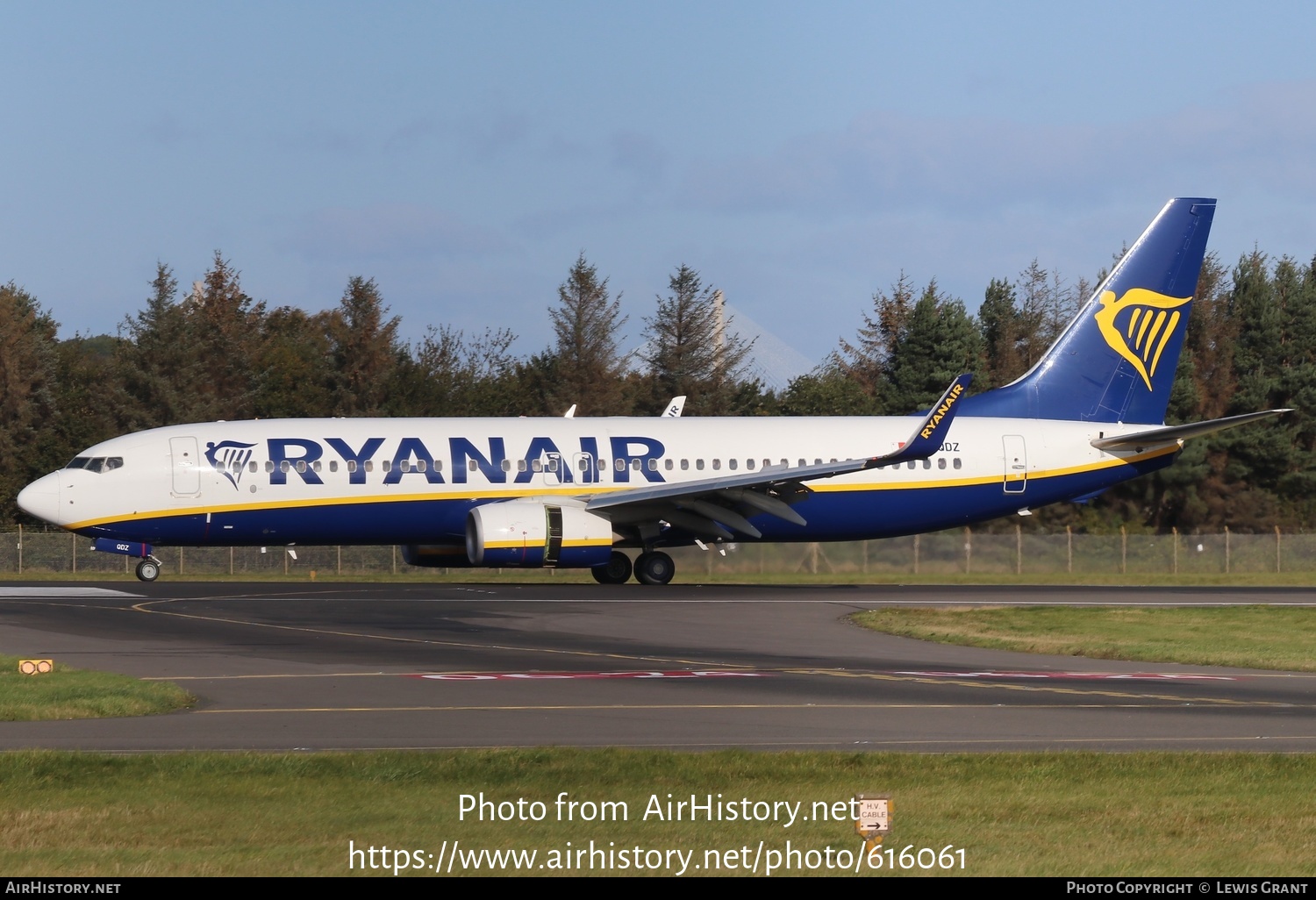 Aircraft Photo of 9H-QDZ | Boeing 737-800 | Ryanair | AirHistory.net #616061