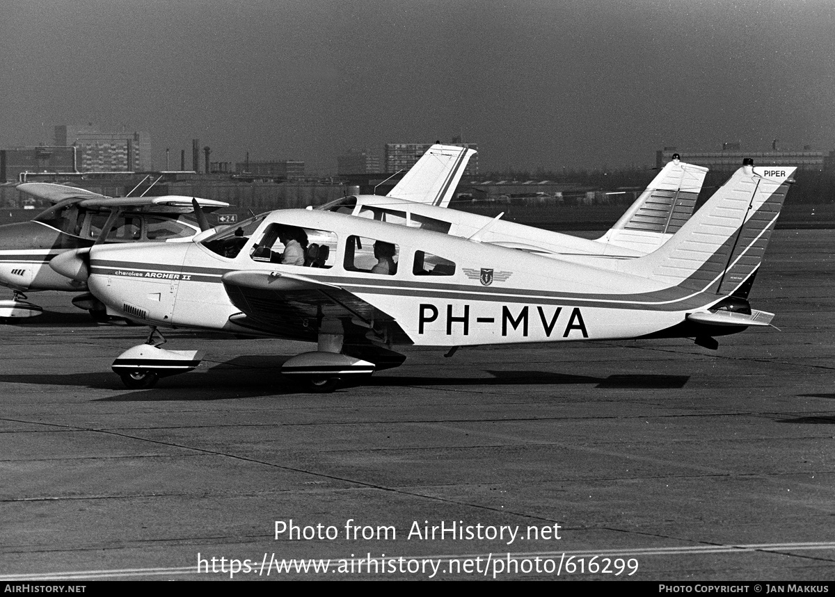 Aircraft Photo of PH-MVA | Piper PA-28-181 Archer II | AirHistory.net #616299