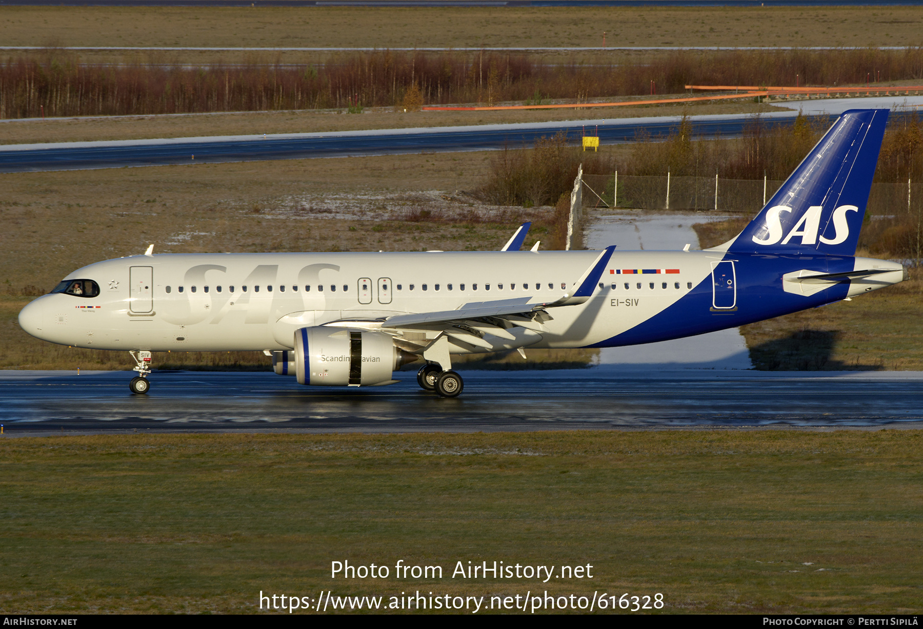 Aircraft Photo of EI-SIV | Airbus A320-251N | Scandinavian Airlines - SAS | AirHistory.net #616328