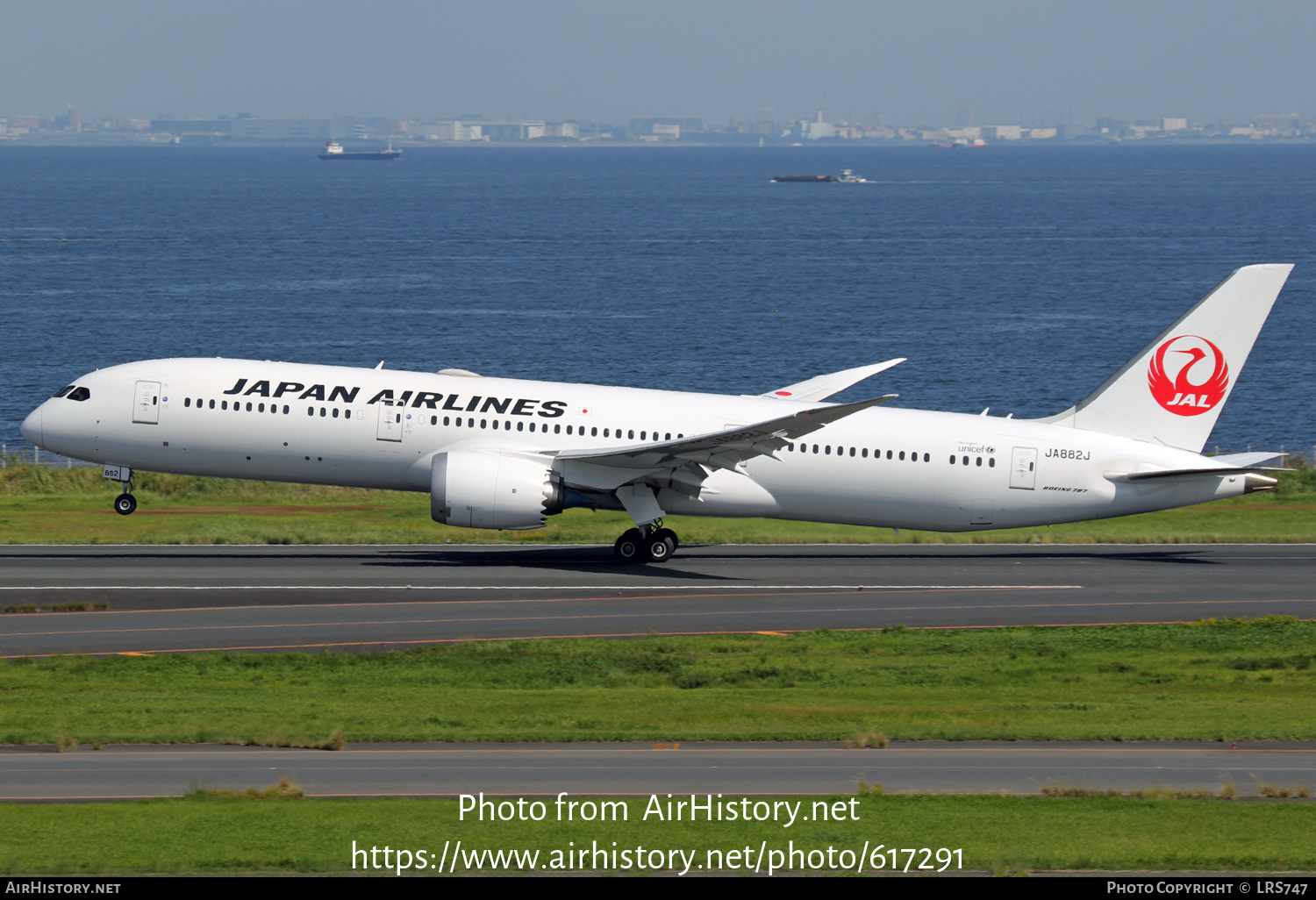 Aircraft Photo of JA882J | Boeing 787-9 Dreamliner | Japan Airlines - JAL | AirHistory.net #617291